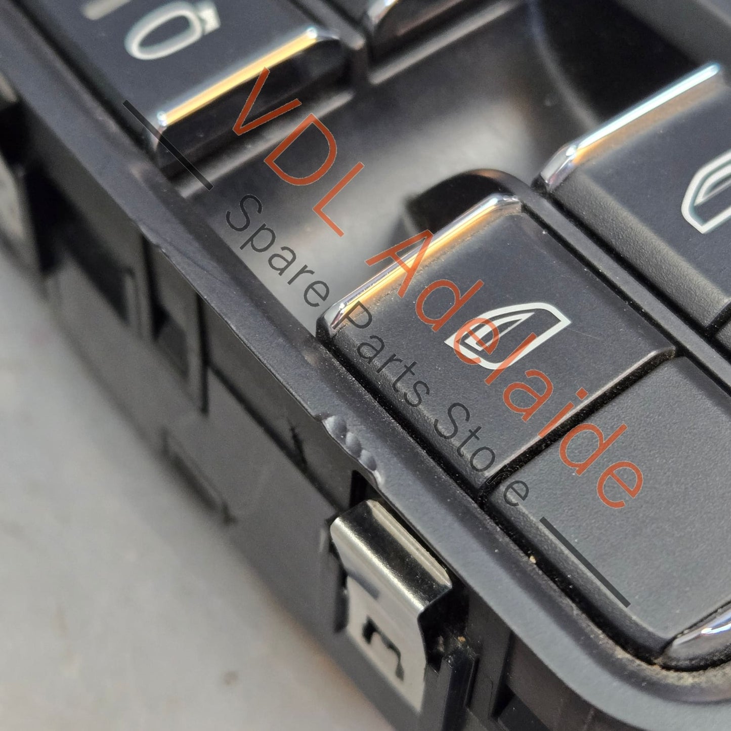 99161315102 99161315100  Genuine OEM Porsche Cayman Boxster 911 Drivers Door Power Window Switch 99161315102 DML