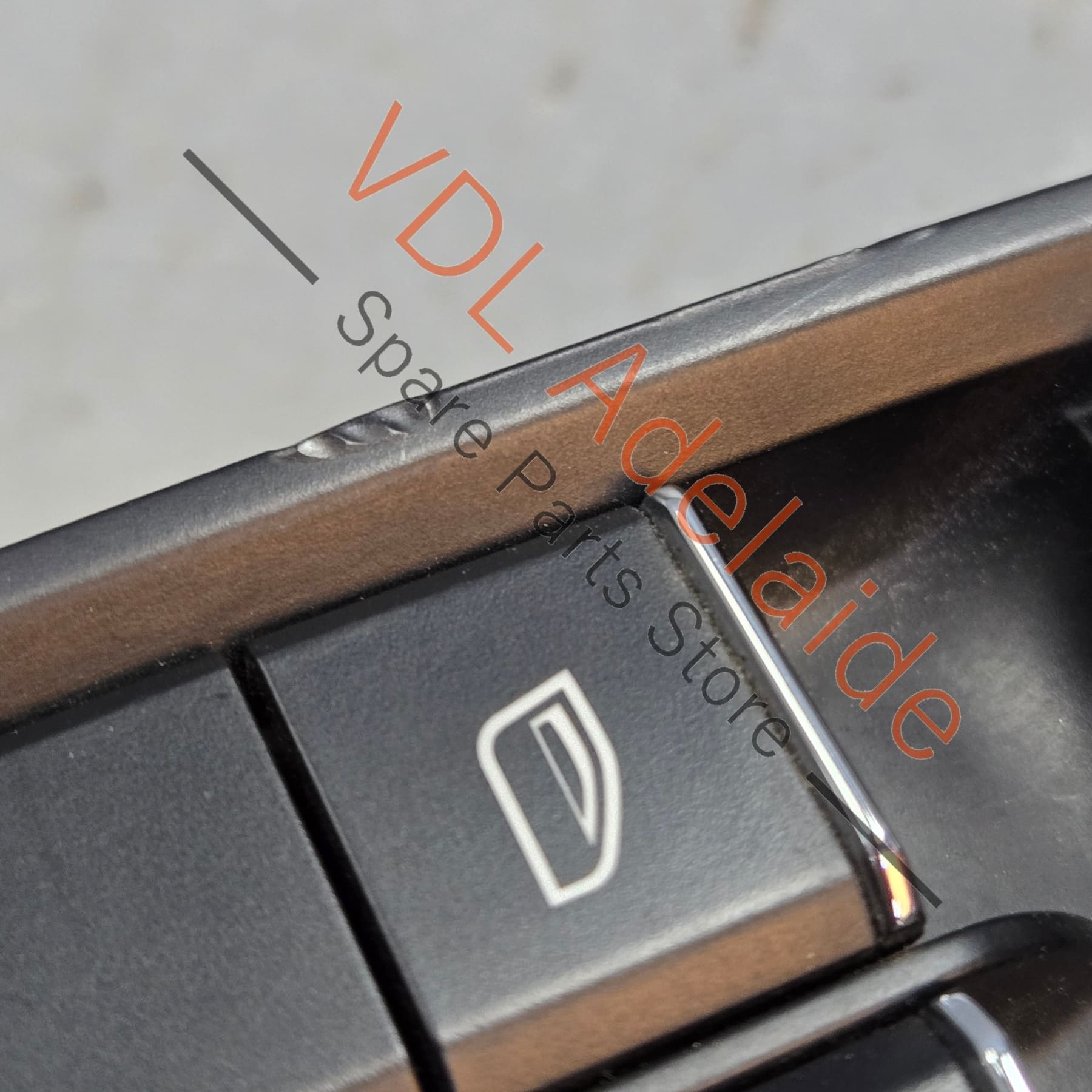 99161315102 99161315100  Genuine OEM Porsche Cayman Boxster 911 Drivers Door Power Window Switch 99161315102 DML