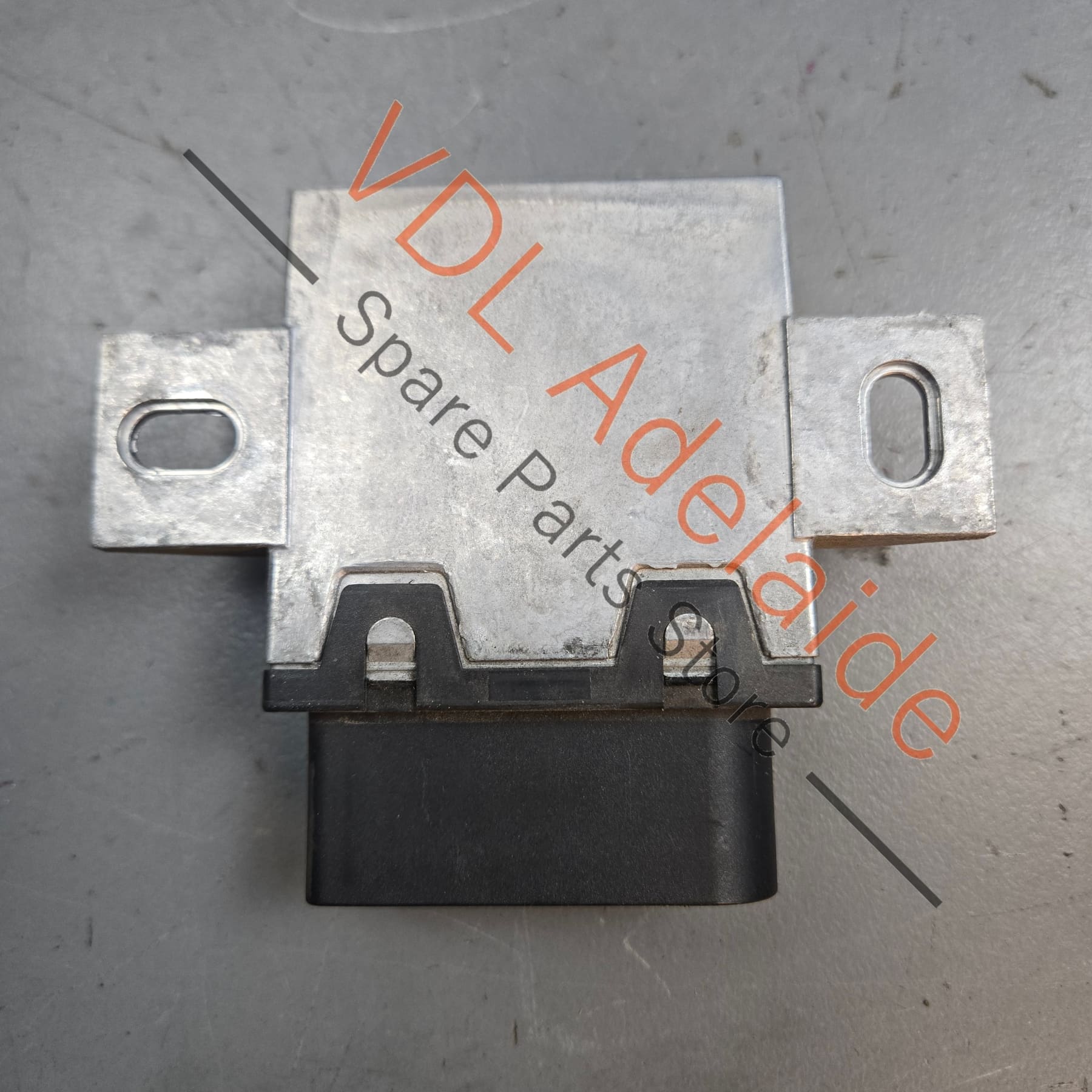 99161802501 99161802504  Porsche 911 Boxster Cayman Fuel Pump Control Module Unit 99161802501