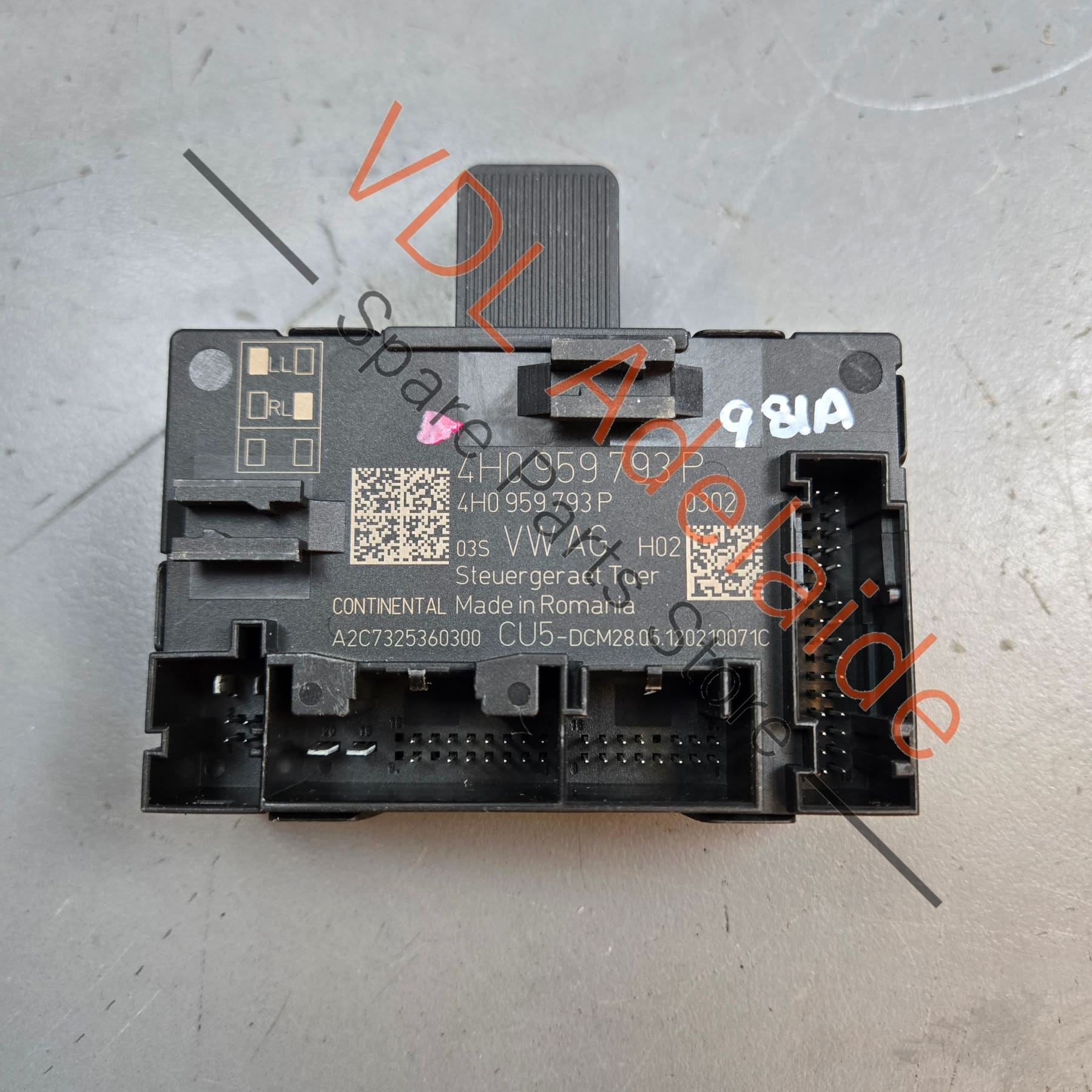 4H0959793P 4H0959793AC  Porsche Cayman Boxster Drivers Door Control Module 4H0959793P 4H0959793AC