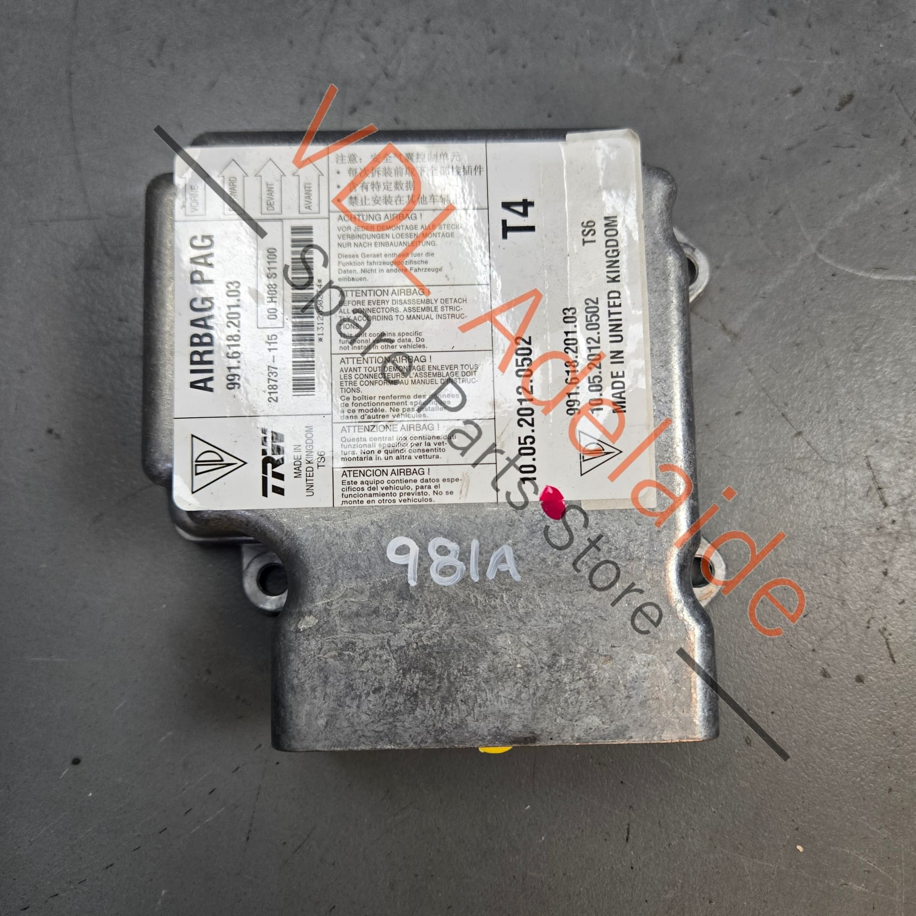 99161820103 99161820108  Porsche Boxster 981 Central Airbag Control Unit 99161820103