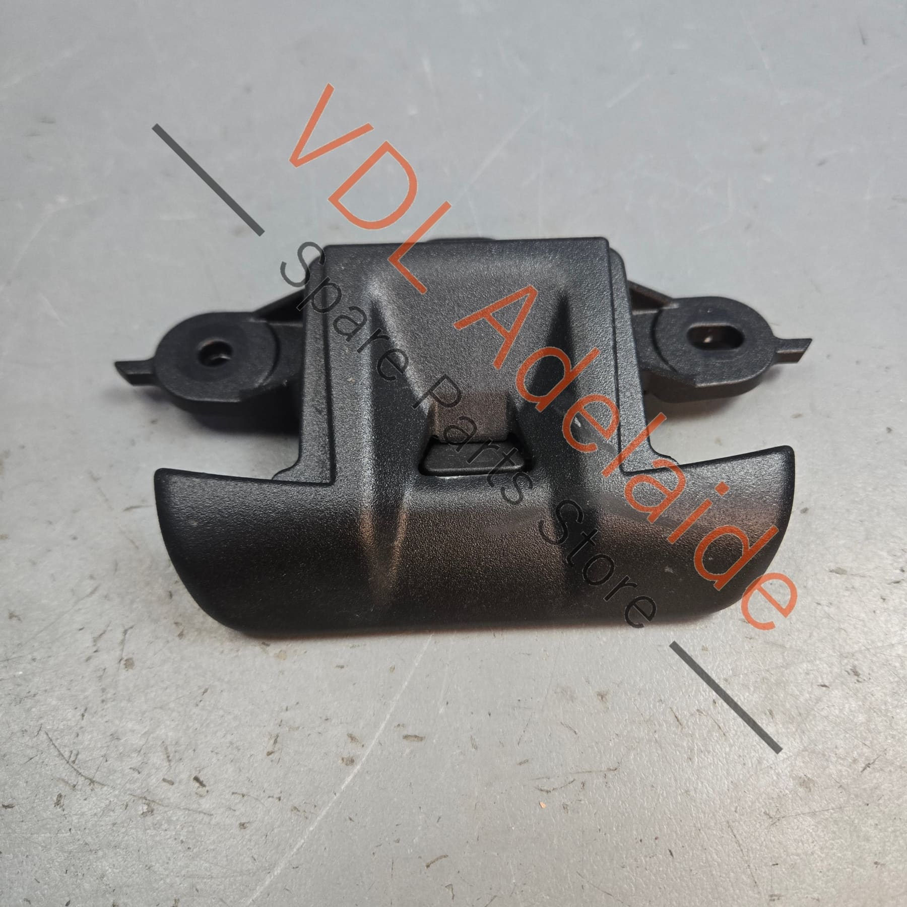 99156123502 9P1871544A5Q0  Porsche Boxster 981 Convertible Roof Front Catch Latch Bracket 99156123502 9P1871544A5Q0
