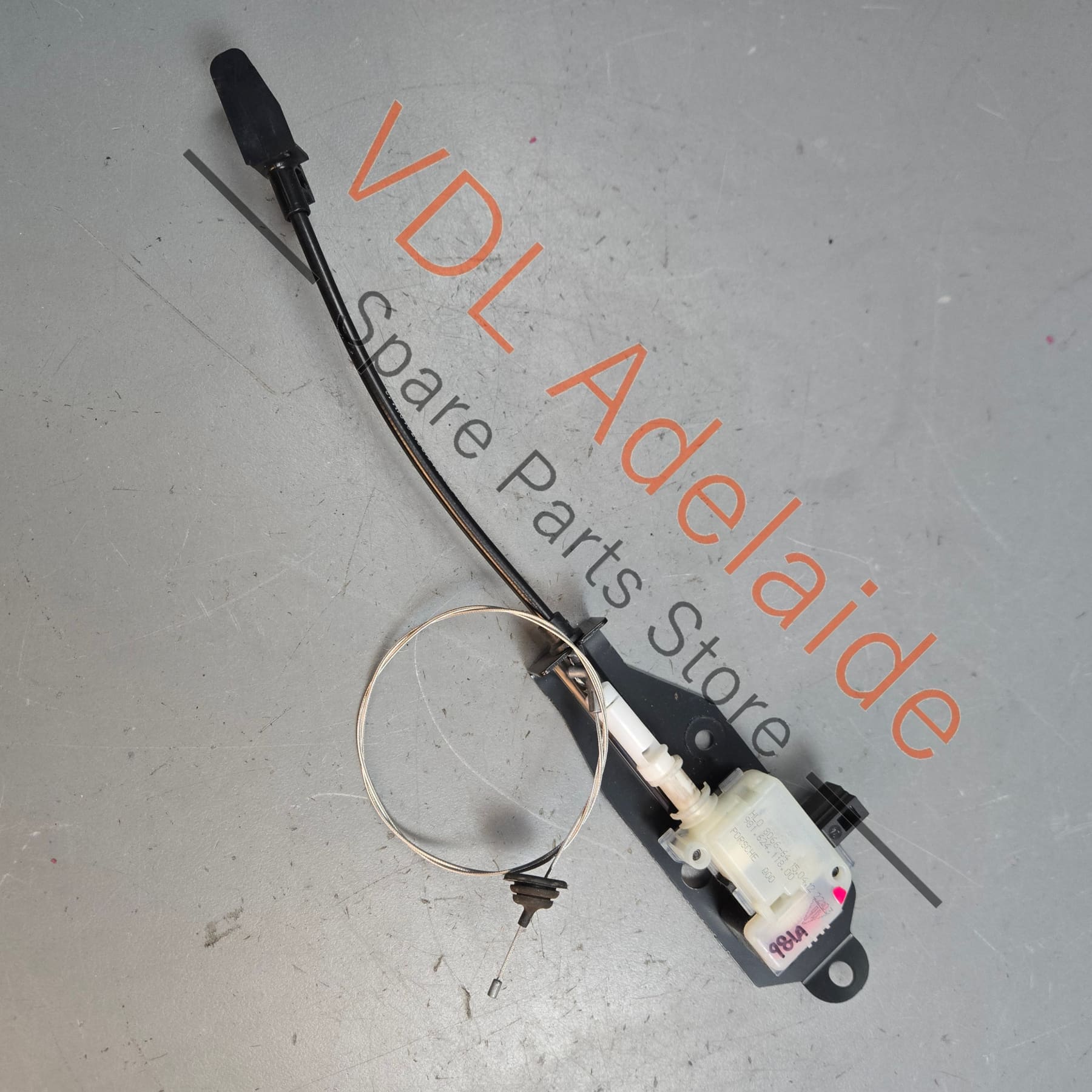 98162411800   Porsche Boxster 981 Rear Hatch Trunk Boot Lid Release Actuator Lock 98162411800