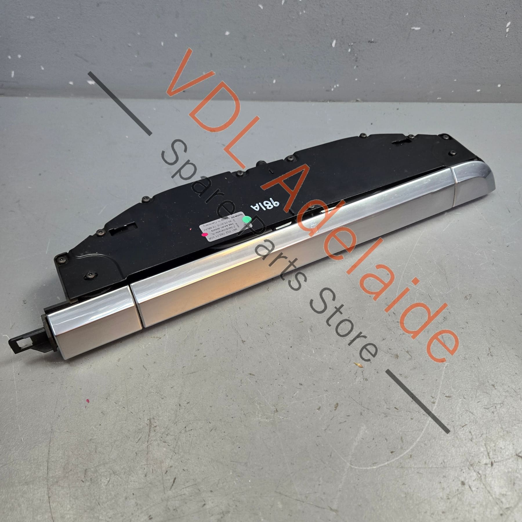 99155219305   Porsche Boxster Cayman 911 Drinks Cup Holder for Dashboard Interior Left Side 99155219305 V08