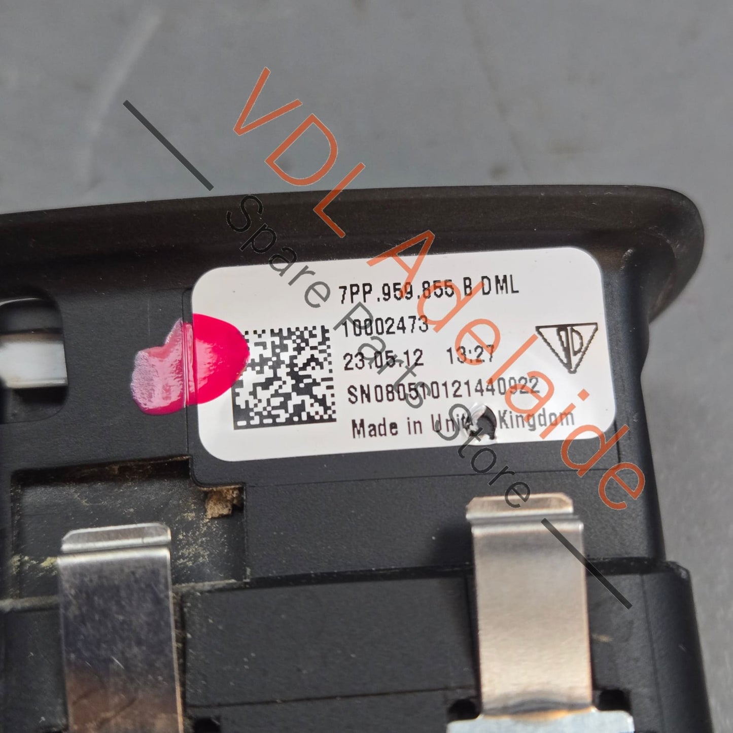 7PP959855B   Porsche Boxster Cayman Power Window Switch 7PP959855B