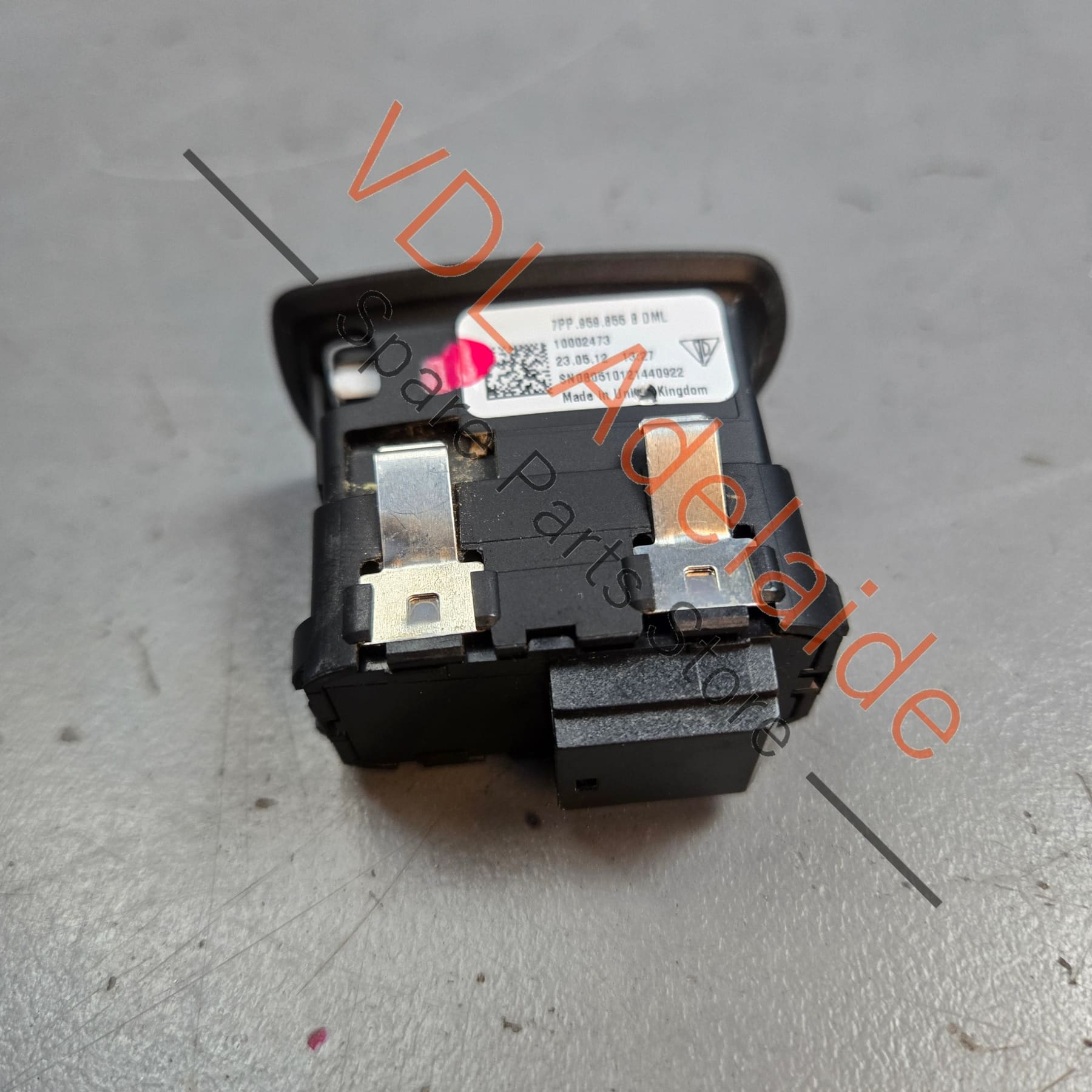 7PP959855B   Porsche Boxster Cayman Power Window Switch 7PP959855B