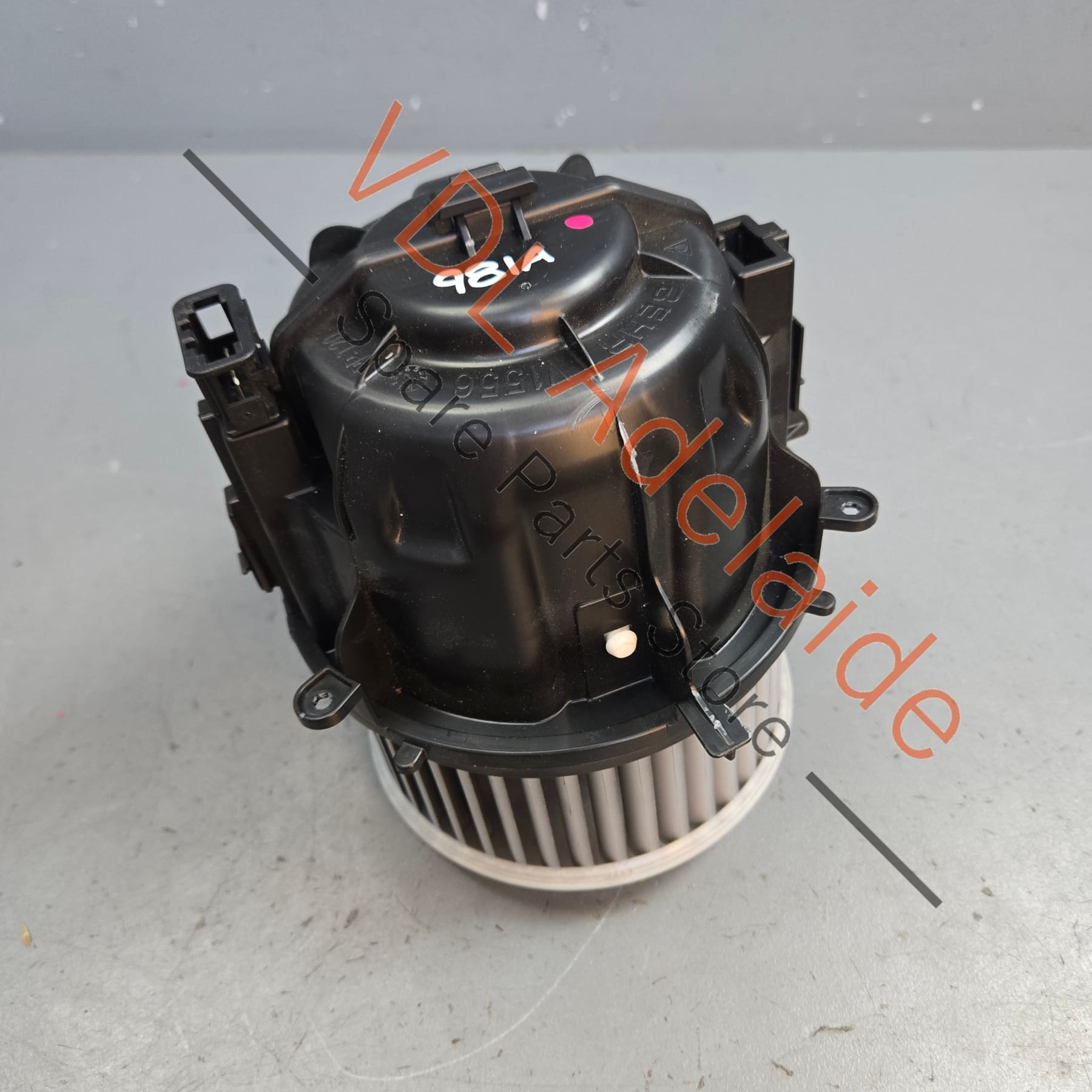 99157392201   Porsche Boxster Cayman 911 Dashboard Air Conditioning Blower Fan 99157392201