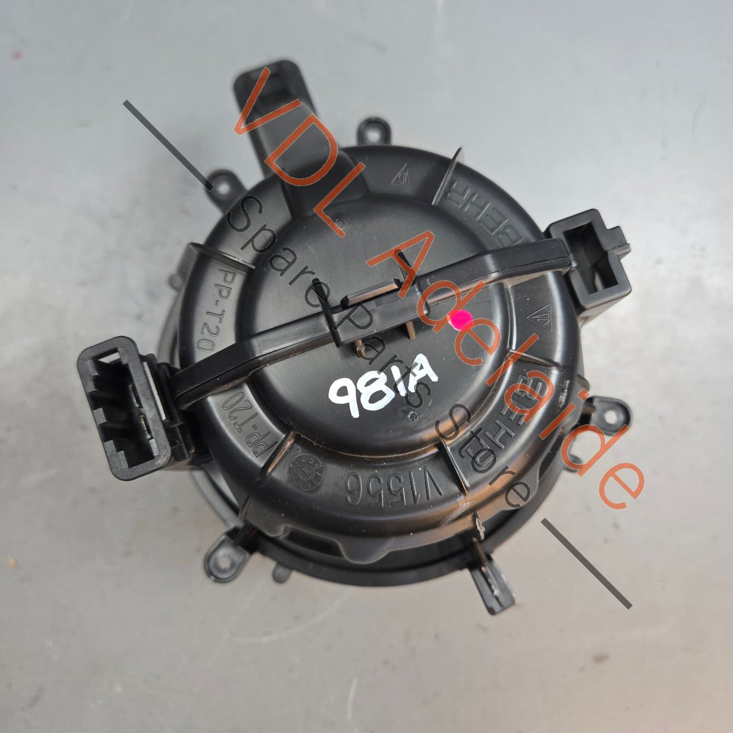 99157392201   Porsche Boxster Cayman 911 Dashboard Air Conditioning Blower Fan 99157392201