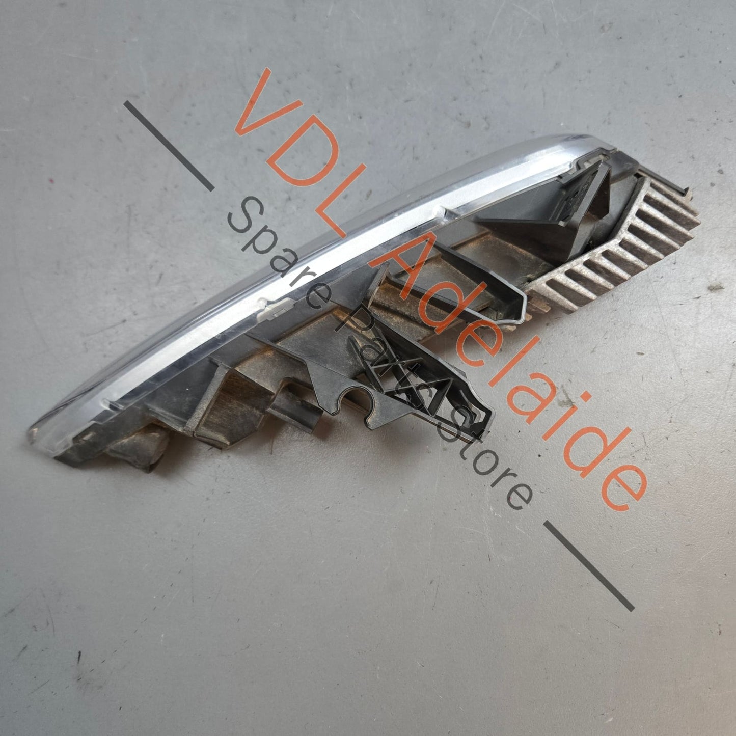 98163115203 98163115203  Porsche Boxster Cayman 981 Front Right Fog DRL Bumper Light 98163115203