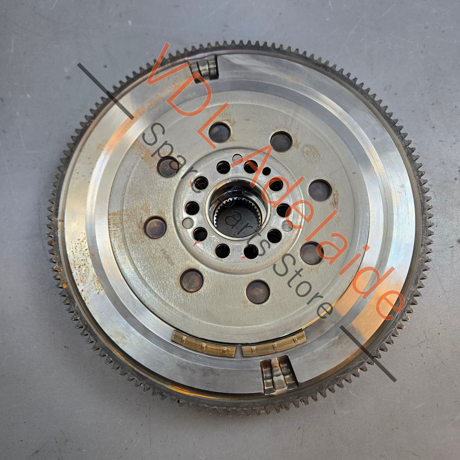 98111402000   Porsche Boxster Cayman 2.7L Dual Mass PDK Flywheel 98111402000