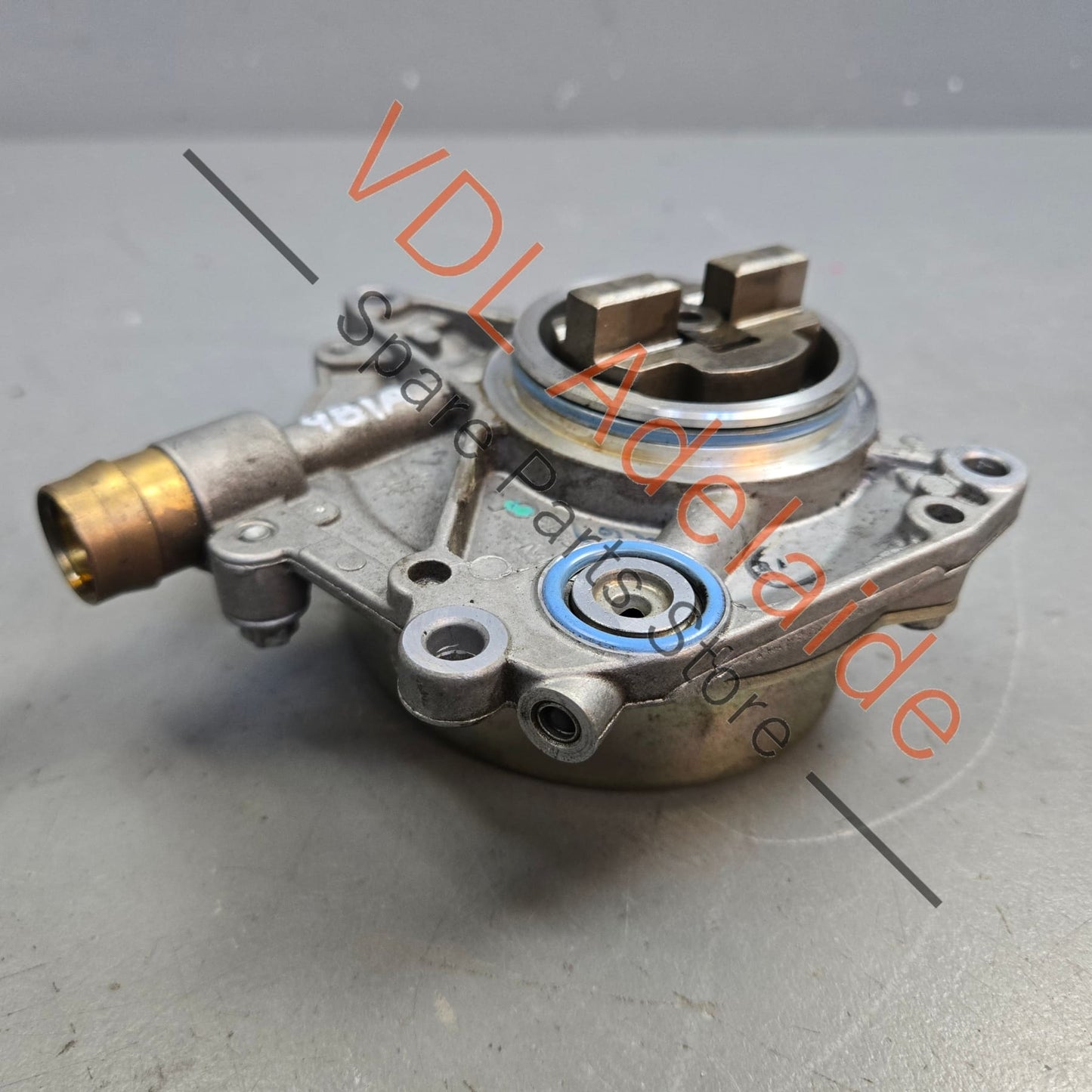 9A111009004 9A111009007 Porsche Cayman Boxster Brake Vacuum Pump 9A111009007