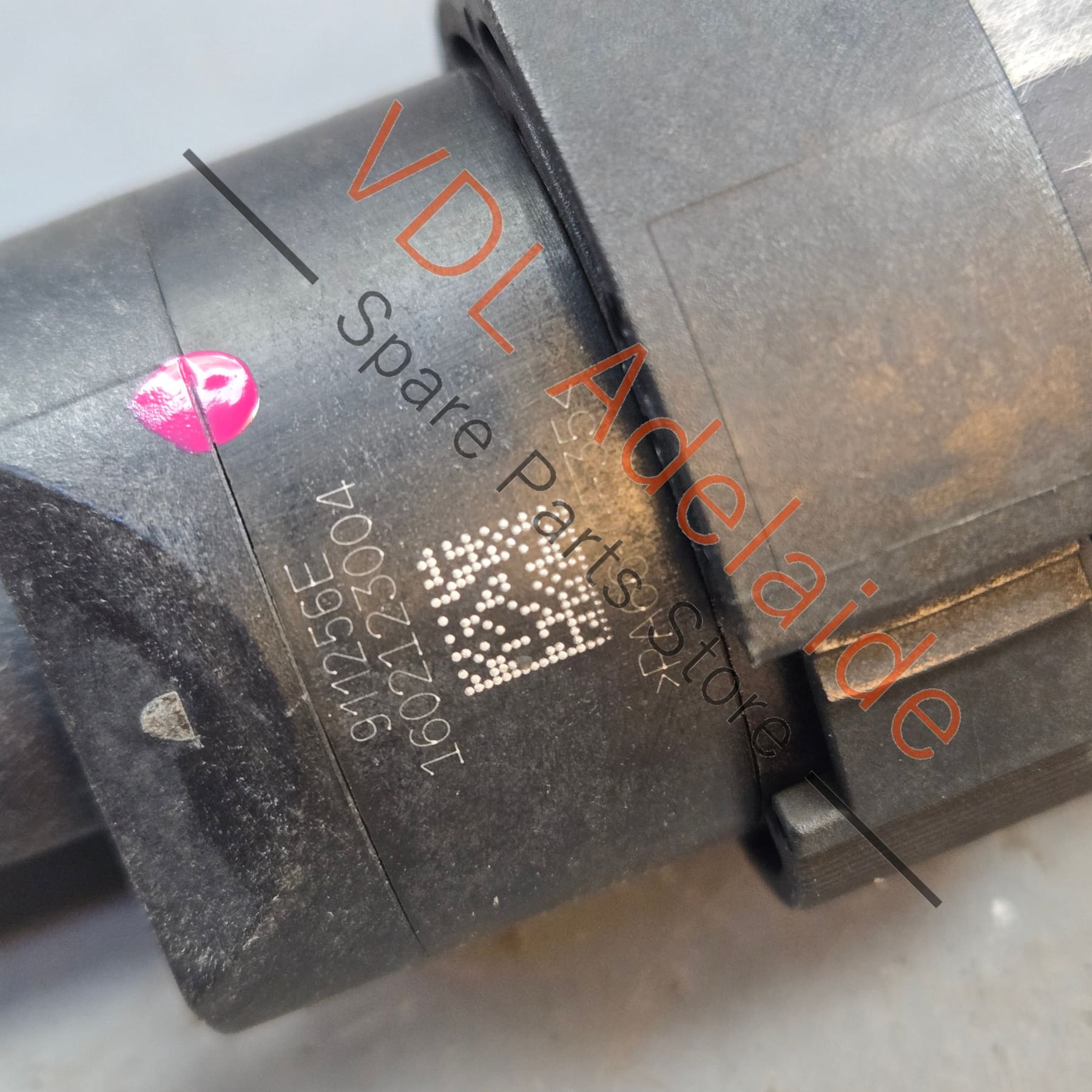 97035209205 298609404  Porsche Cayman Boxster 911 Rear Left Handbrake Servo Motor 97035209205 298609404