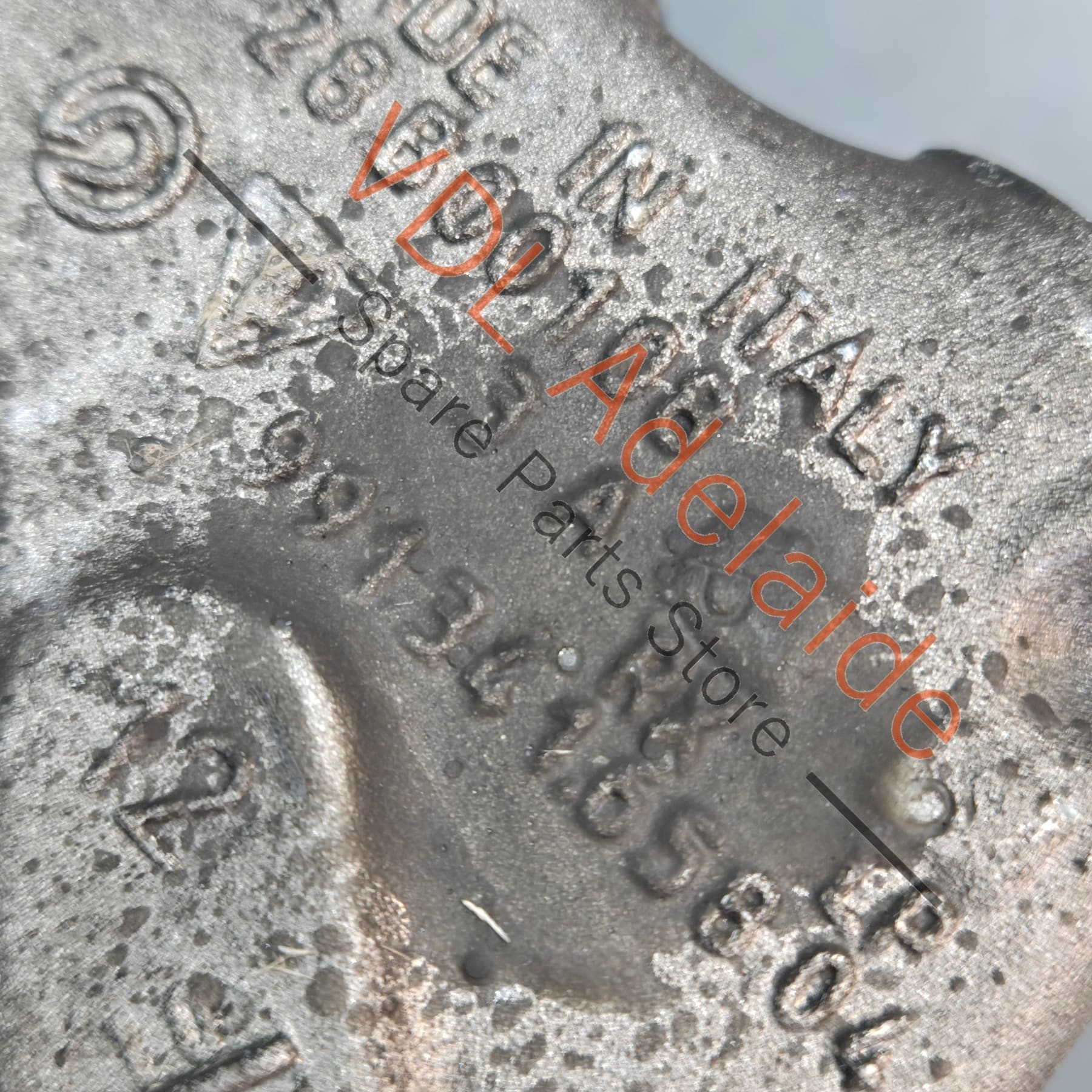 99134165804 99134165804  Porsche 911 Boxster Cayman Front Right Wheel Bearing Hub Knuckle Spindle 99134115806