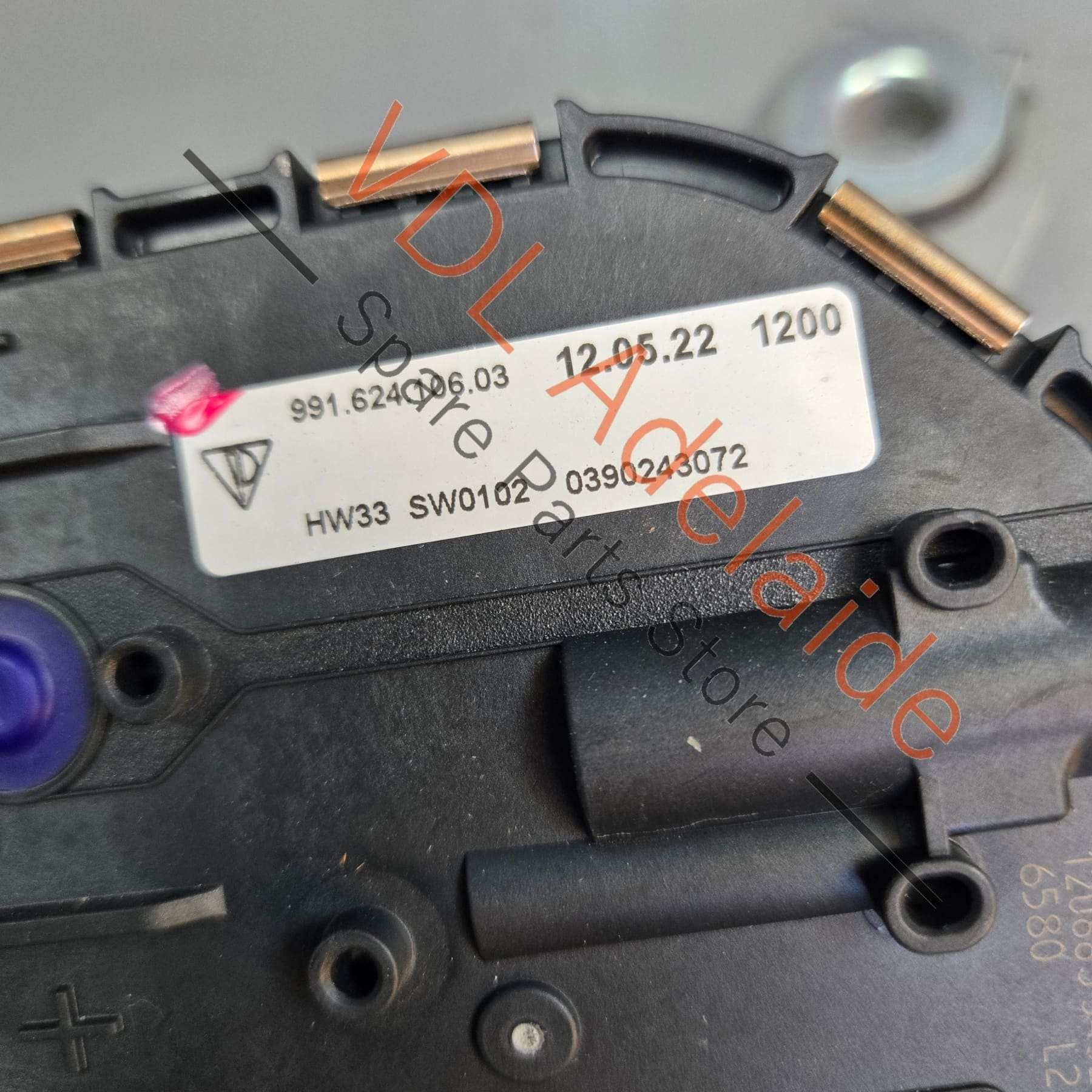 99162803610   Porsche 911 Boxster Cayman Windscreen Wiper Arm Linkage & Motor 99162803610 99162410603