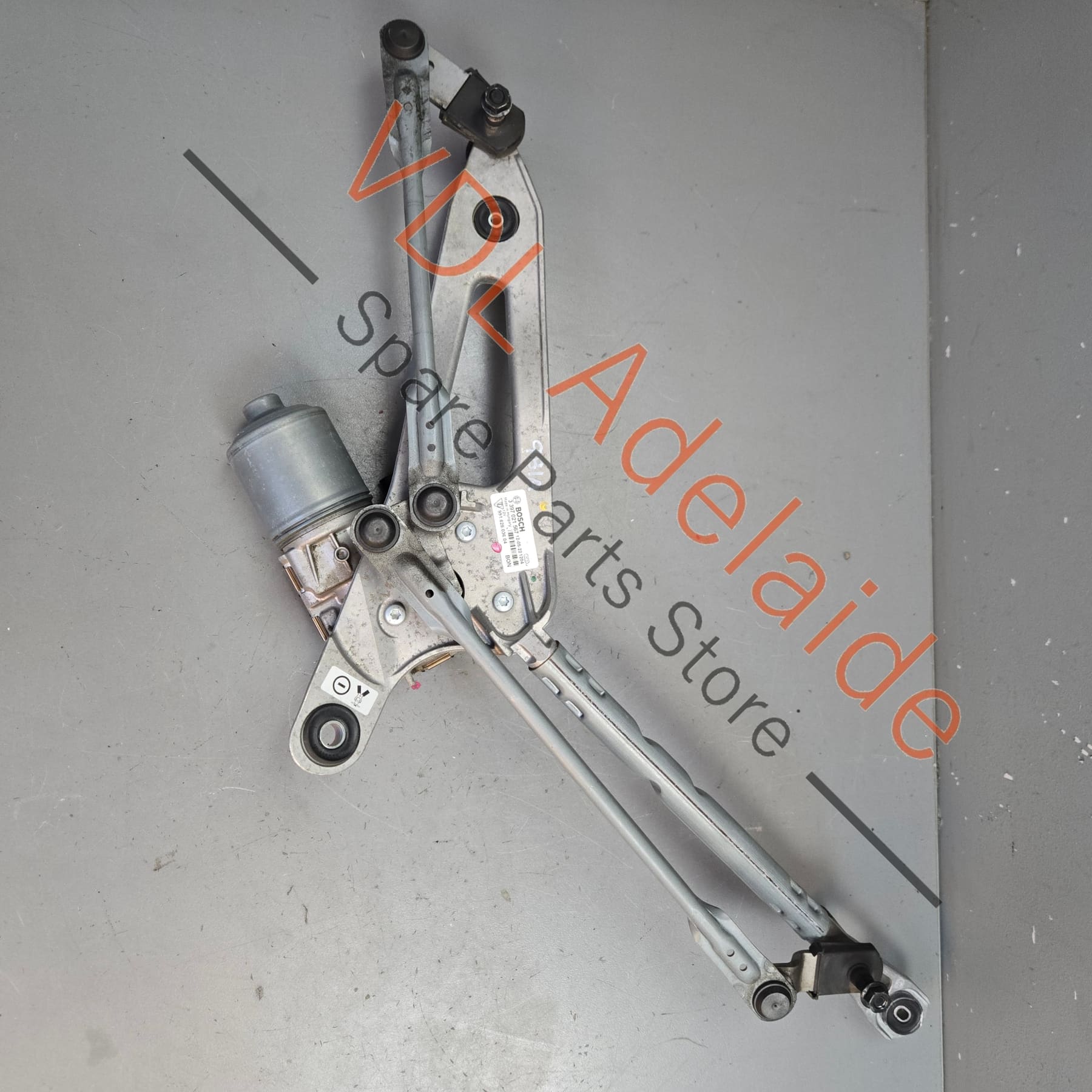 99162803610   Porsche 911 Boxster Cayman Windscreen Wiper Arm Linkage & Motor 99162803610 99162410603