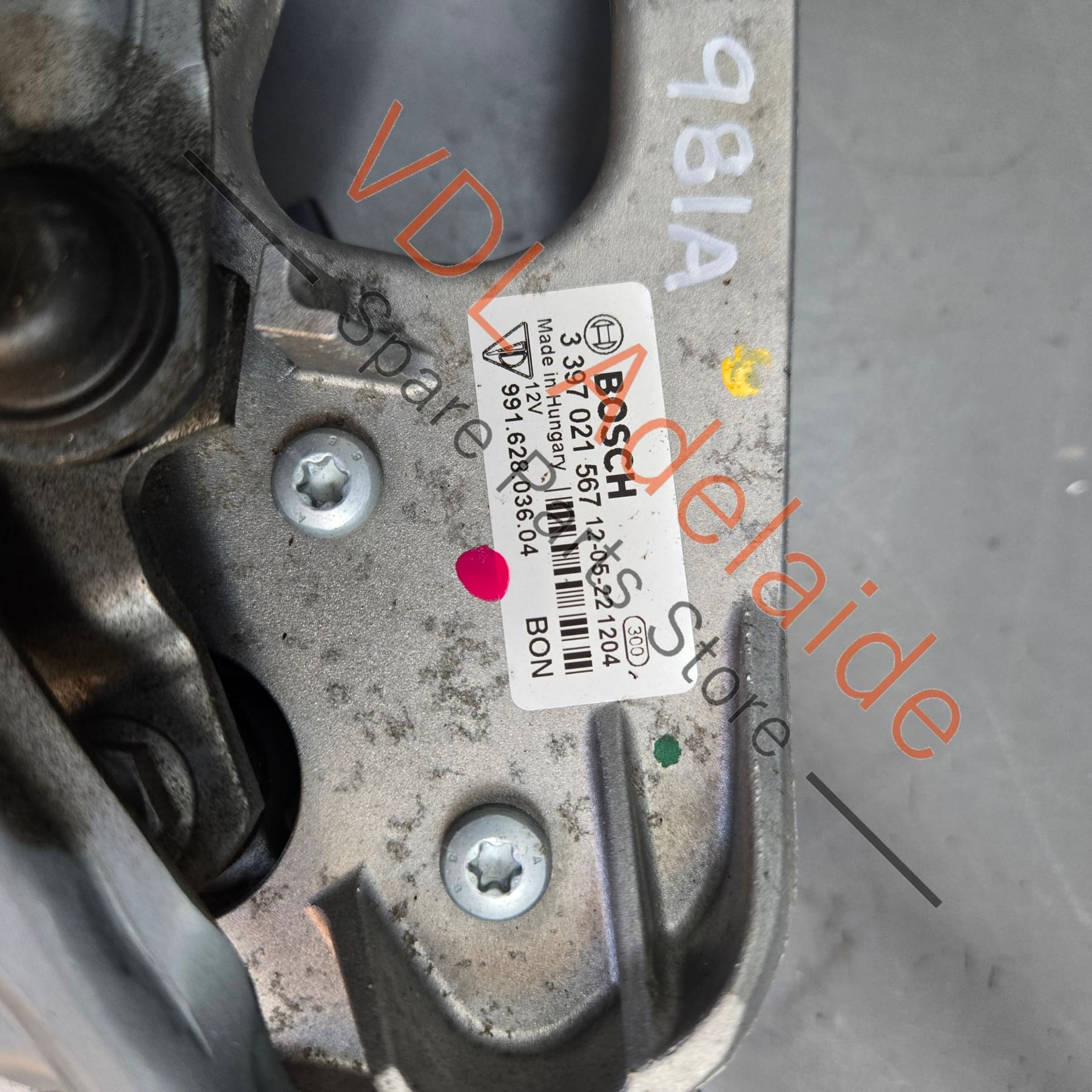 99162803610   Porsche 911 Boxster Cayman Windscreen Wiper Arm Linkage & Motor 99162803610 99162410603