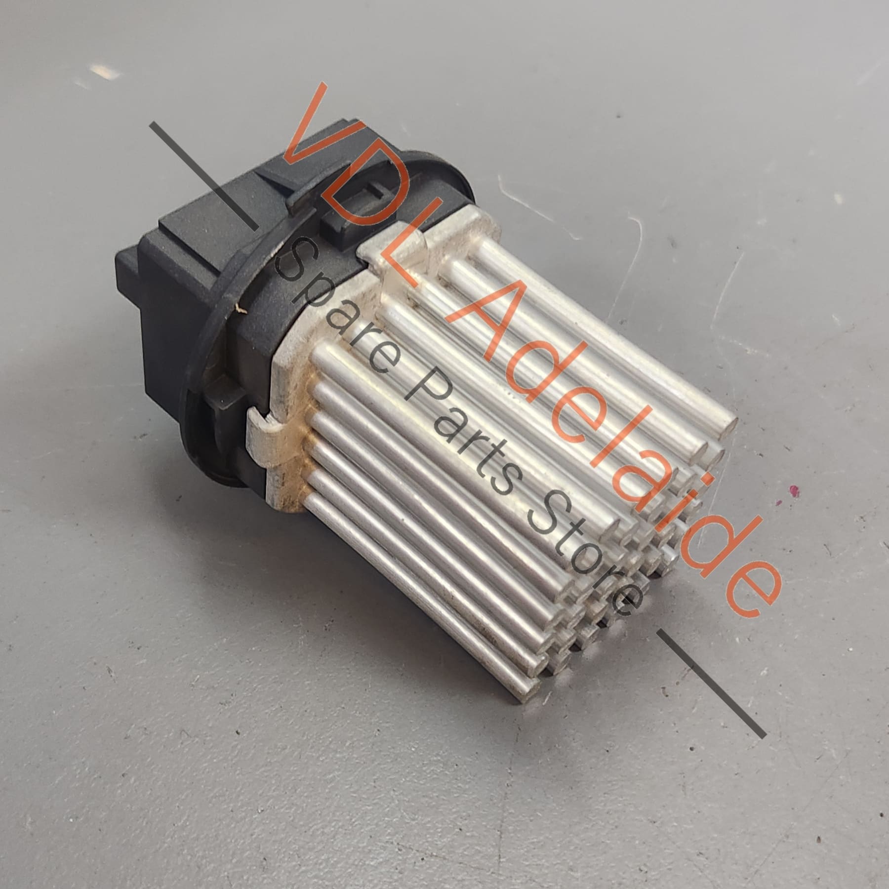 99162442301    Porsche 911 Boxster Cayman Blower Fan Governor Resistor 99162442301