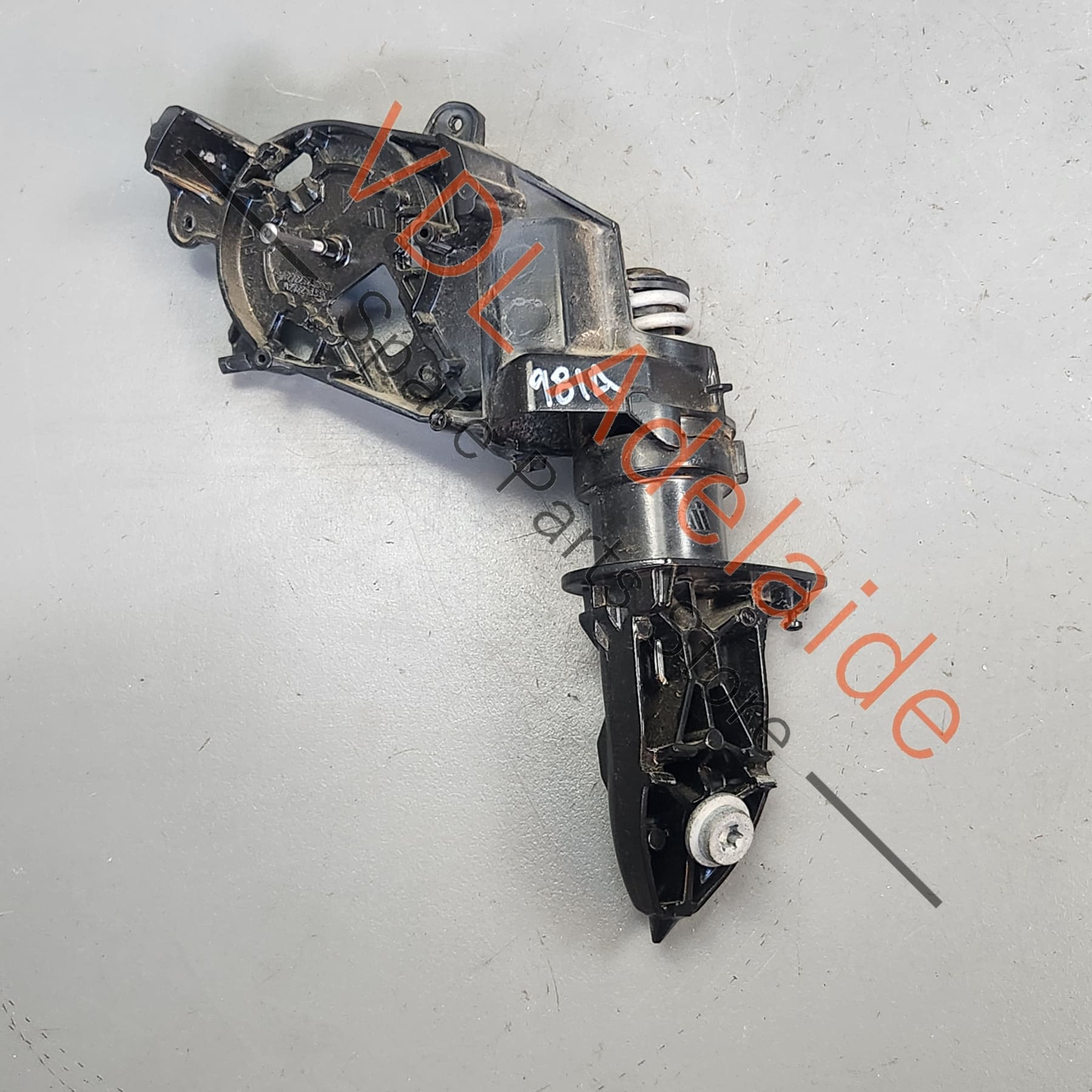 99173121909    Porsche 981 Boxster Cayman Left Side Manual Fold Mirror Base 99173121909