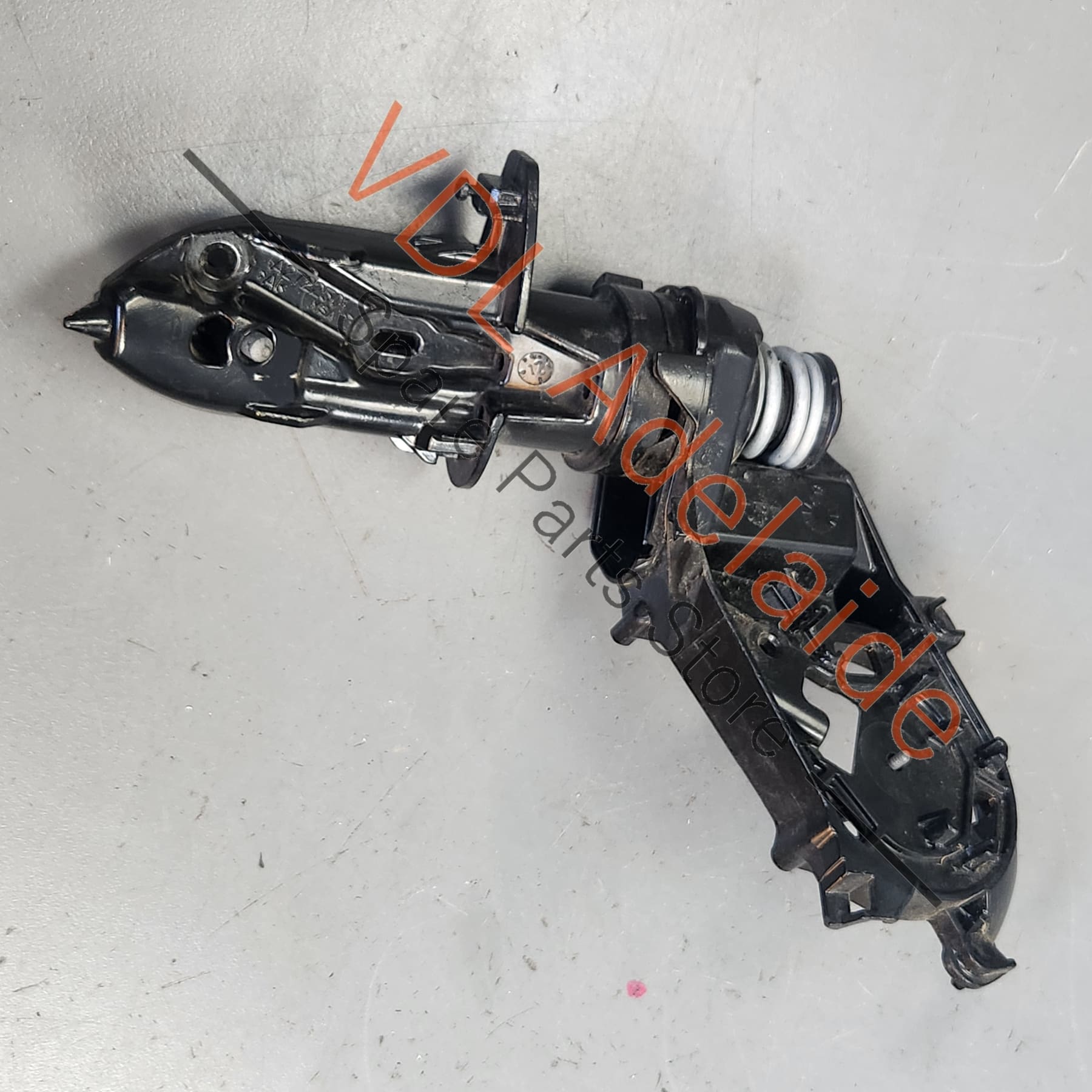 99173121909    Porsche 981 Boxster Cayman Left Side Manual Fold Mirror Base 99173121909