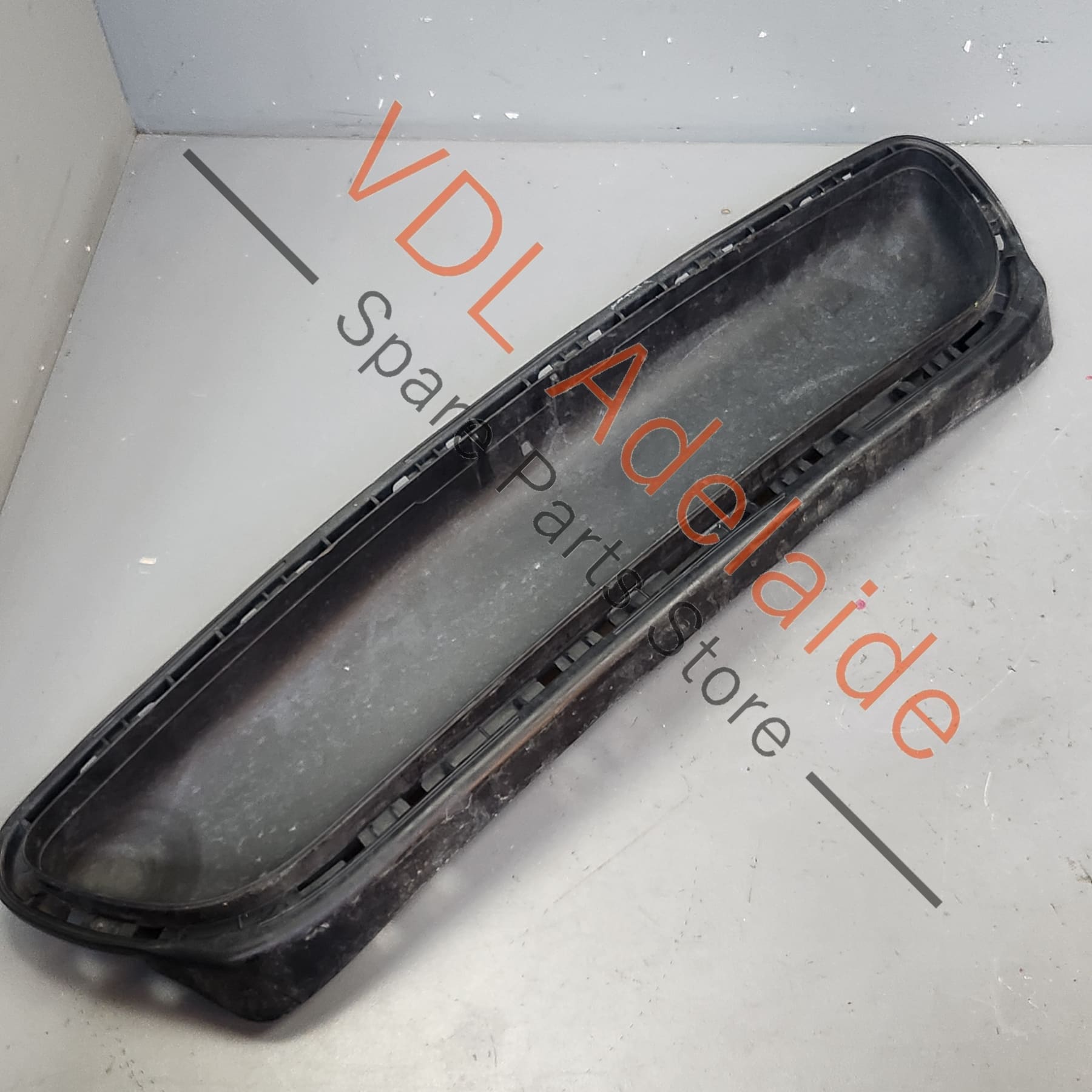 981506000000    Porsche Boxster Cayman 981 Front Bumper Centre Grille Trim 98150556900