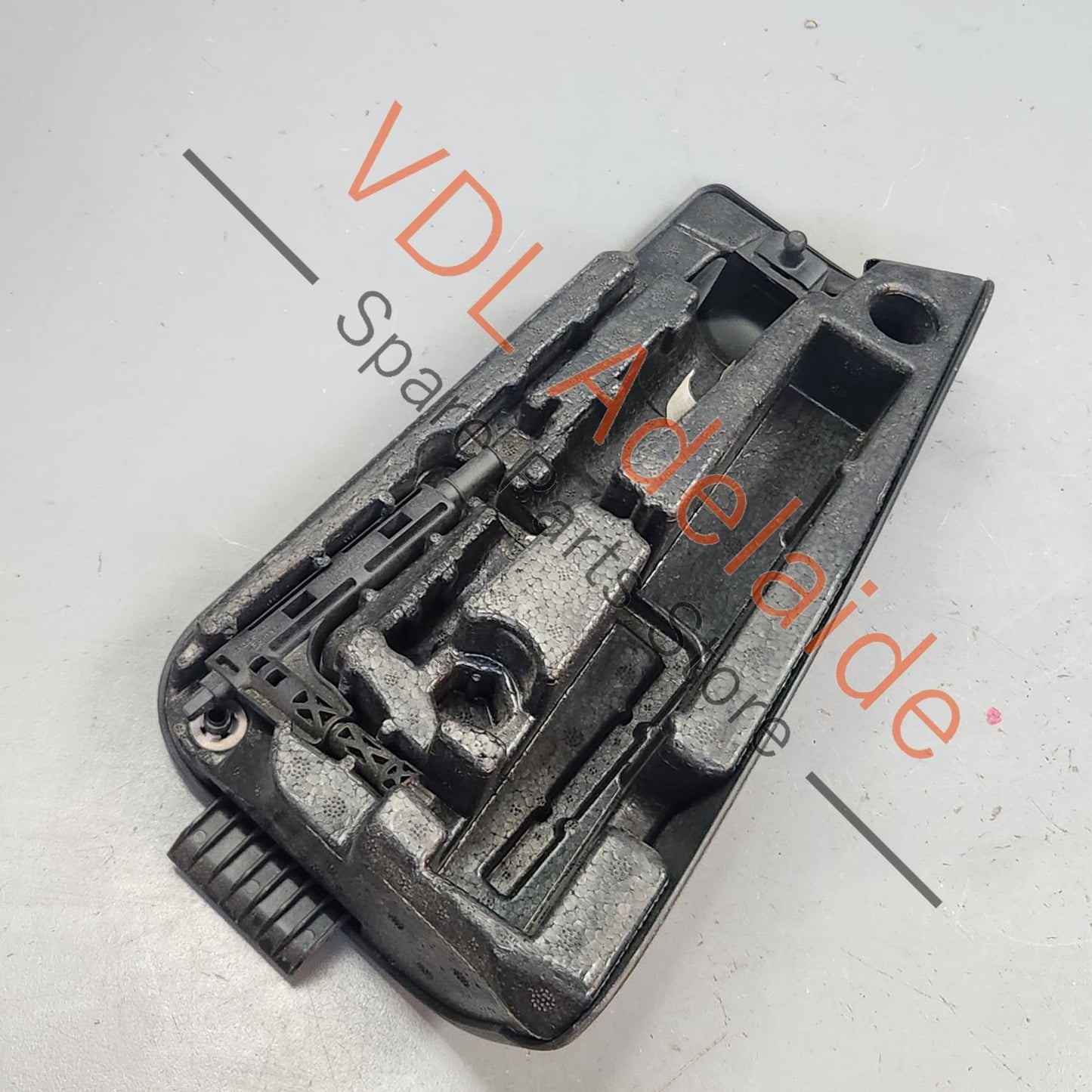 991551000000 99155142102   Porsche 911 Boxster Cayman Tool Kit Compartment Box 99155142102 1E0