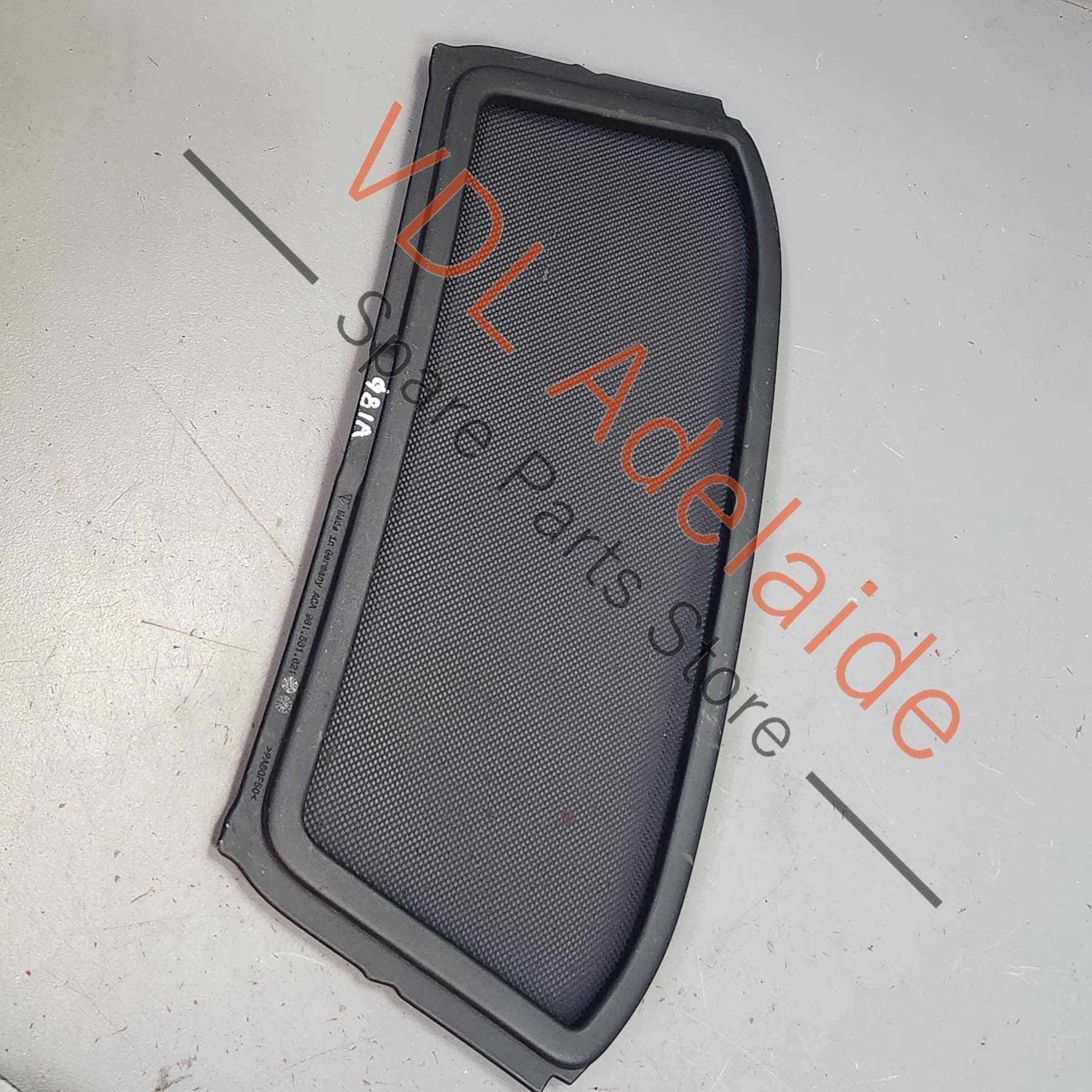 981561621 98156162104 983871102  Porsche Boxster Wind Break Trim 98156162104 983871102 1E0