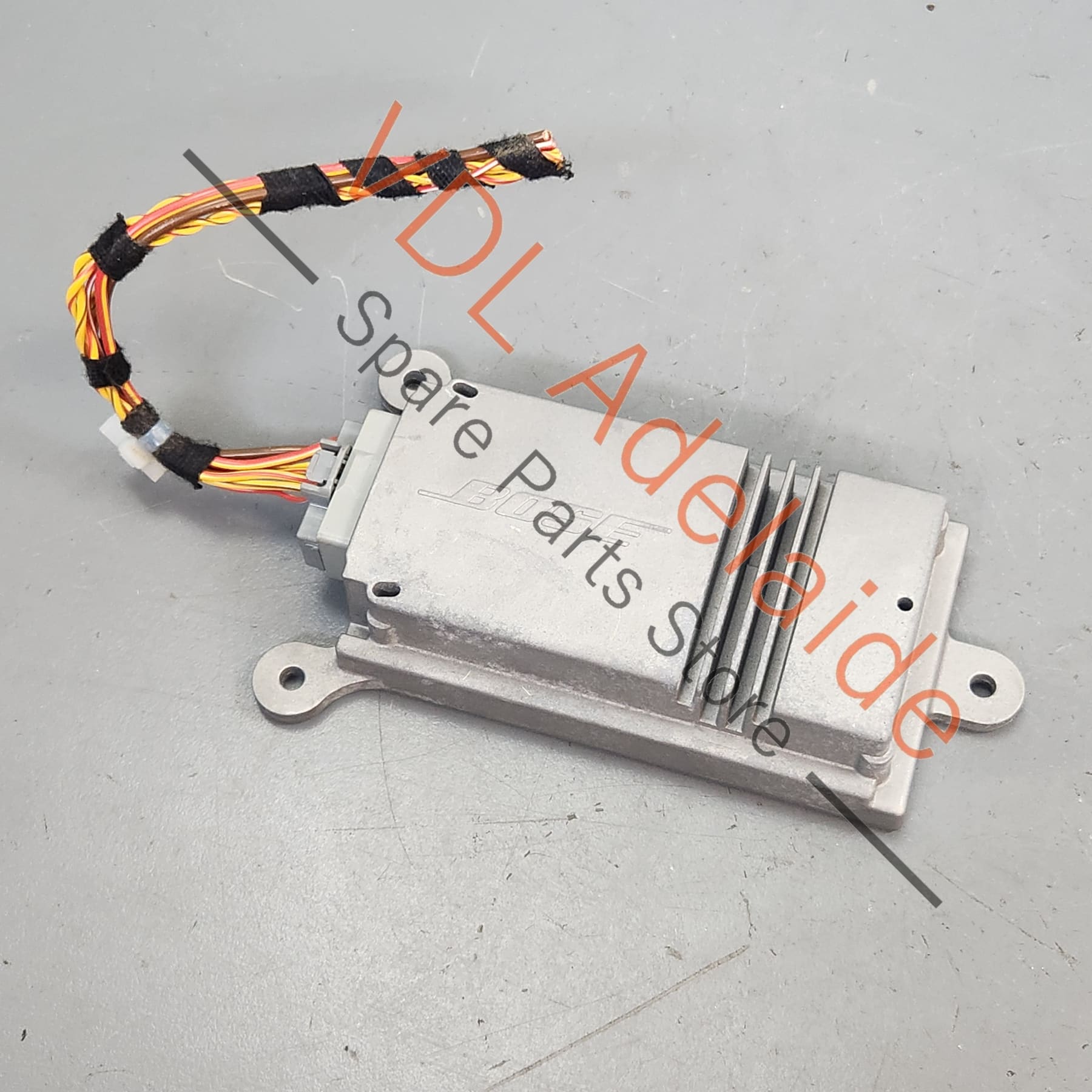 99164556700 9P1035465   Porsche BOSE Amplifier for Subwoofer 9P1035465 99164556700
