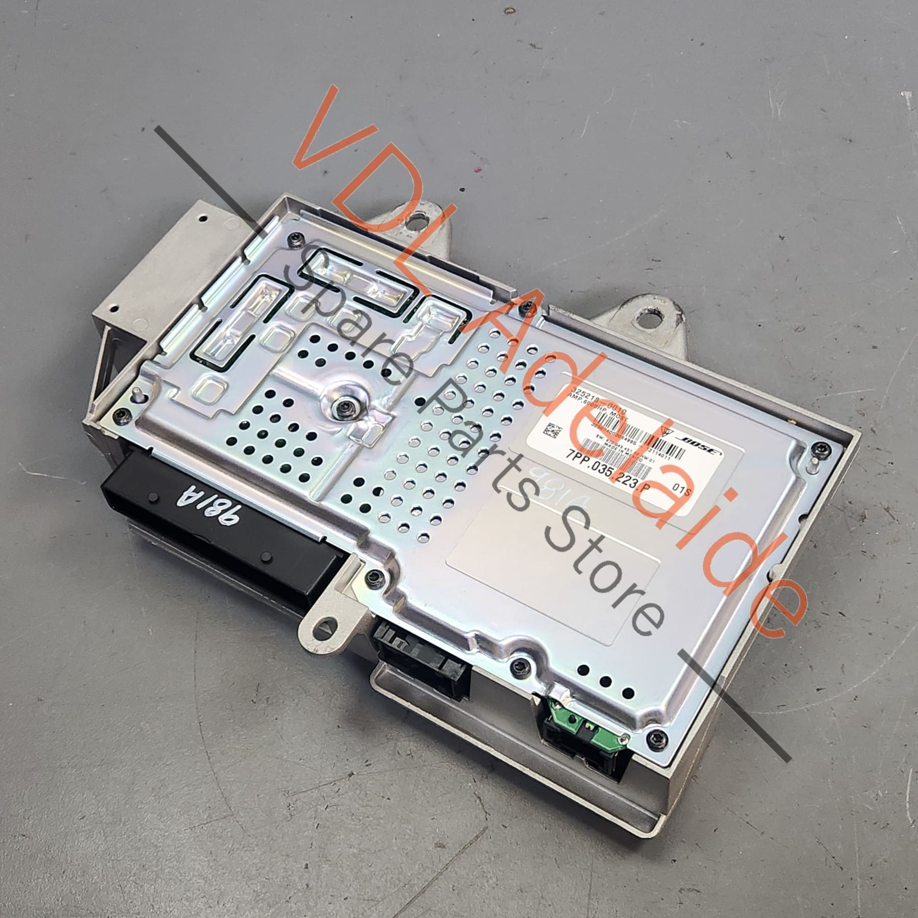7PP035223P 7PP035223AA   Porsche BOSE Amplifier for Subwoofer 7PP035223P 7PP035223AA