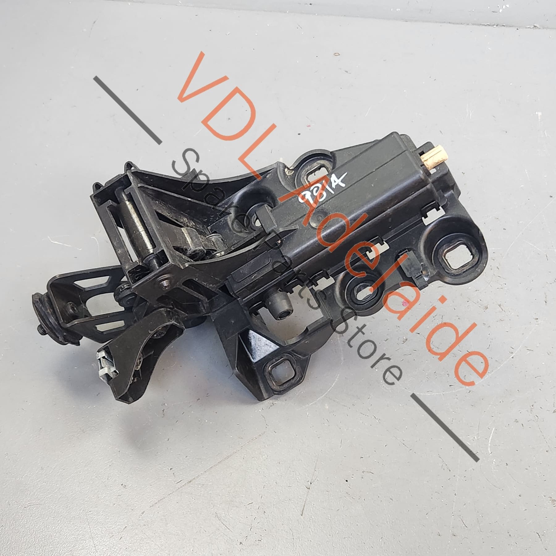 98150497100    Porsche 911 Boxster Cayman Rear Spoiler Lift Mechanism Left 98150497100