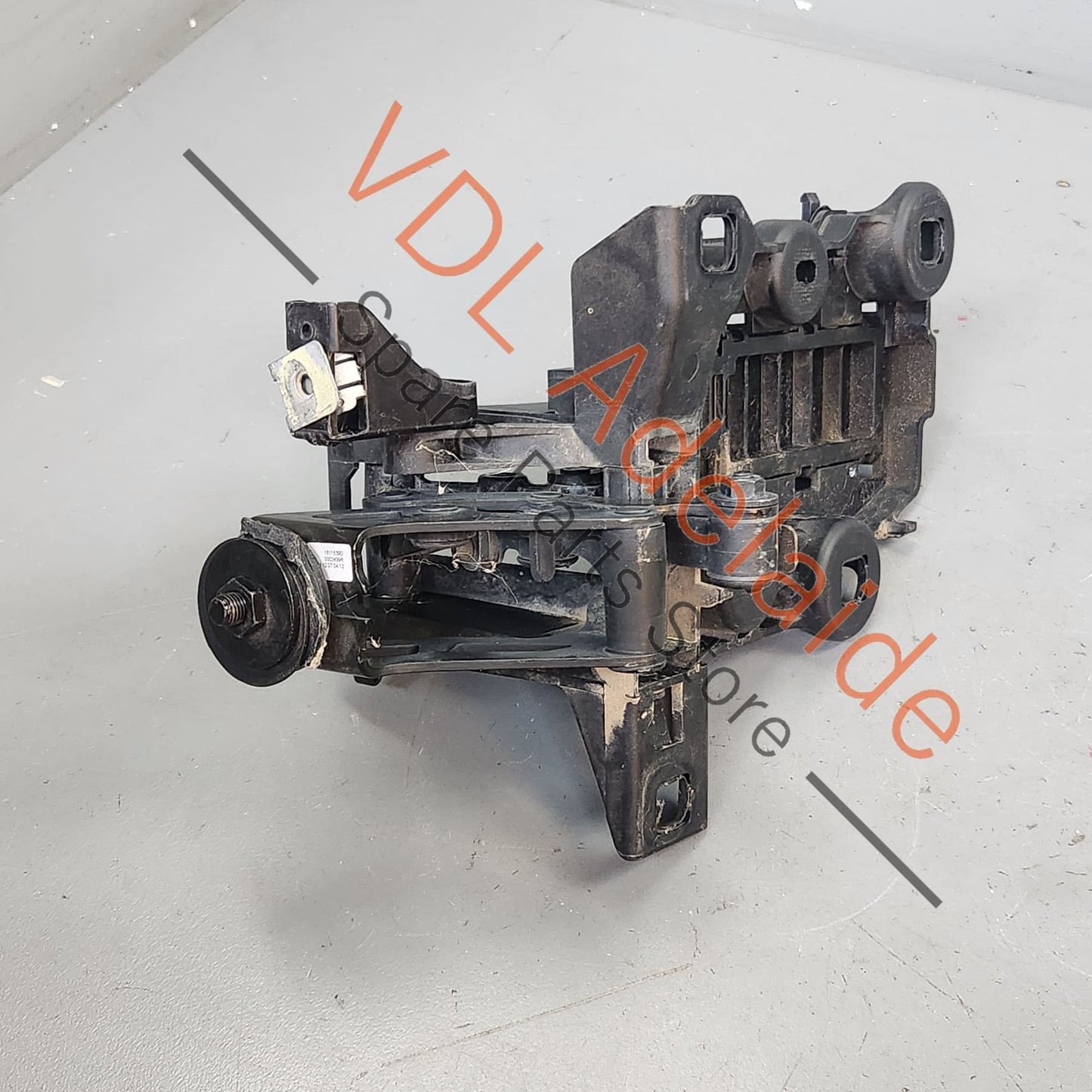 98150497100    Porsche 911 Boxster Cayman Rear Spoiler Lift Mechanism Left 98150497100