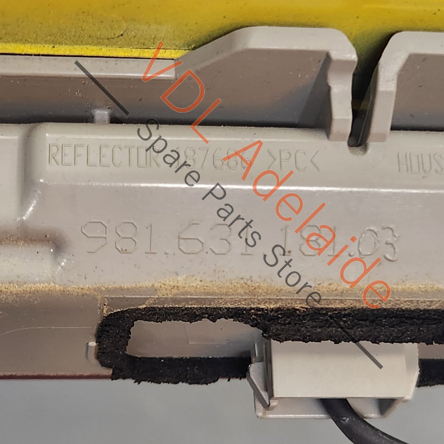 98163118104 98151271500   Porsche Boxster Cayman 981 Rear Middle Brake Light and Trim Cover 98163118104 98151271500