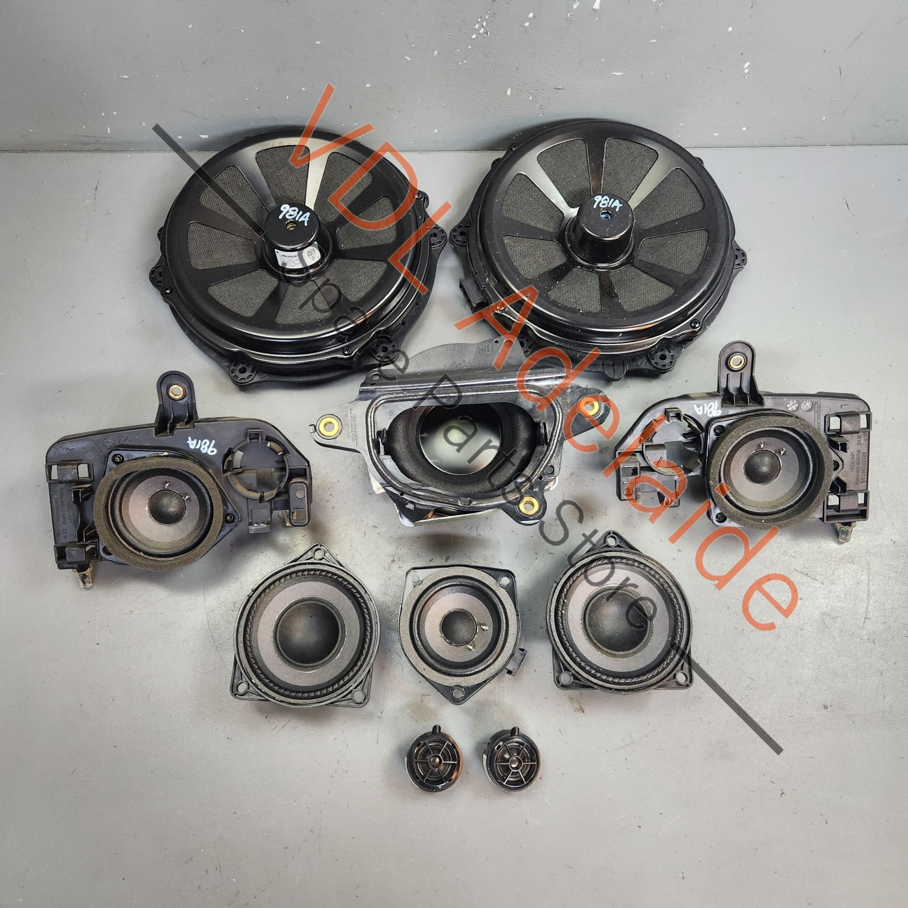 99164556600 7PP035454E 7PP035415F  Porsche Cayman Boxster 911 10 Speaker Loudspeaker Audio Set with Subwoofer