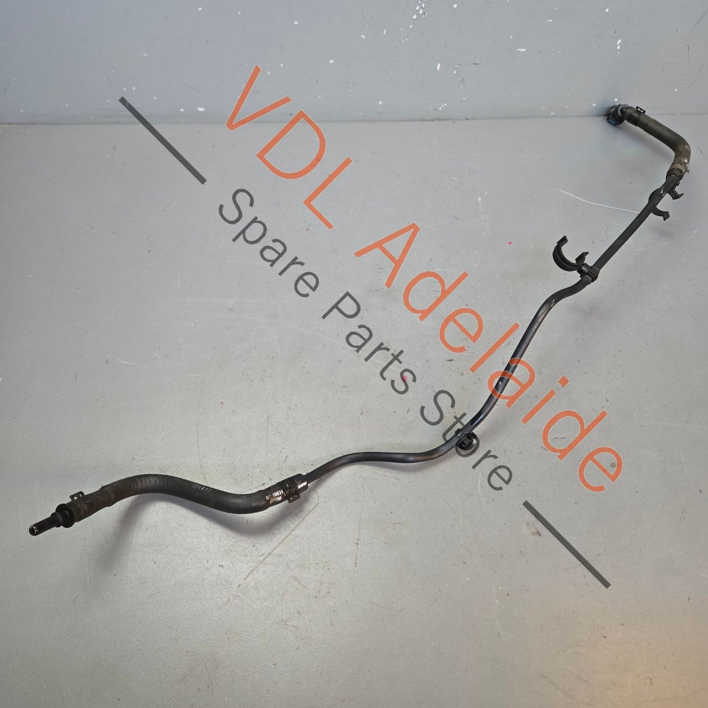 98110668202    Porsche Cayman Boxster Coolant Bleeder Vent Hose 98110668202