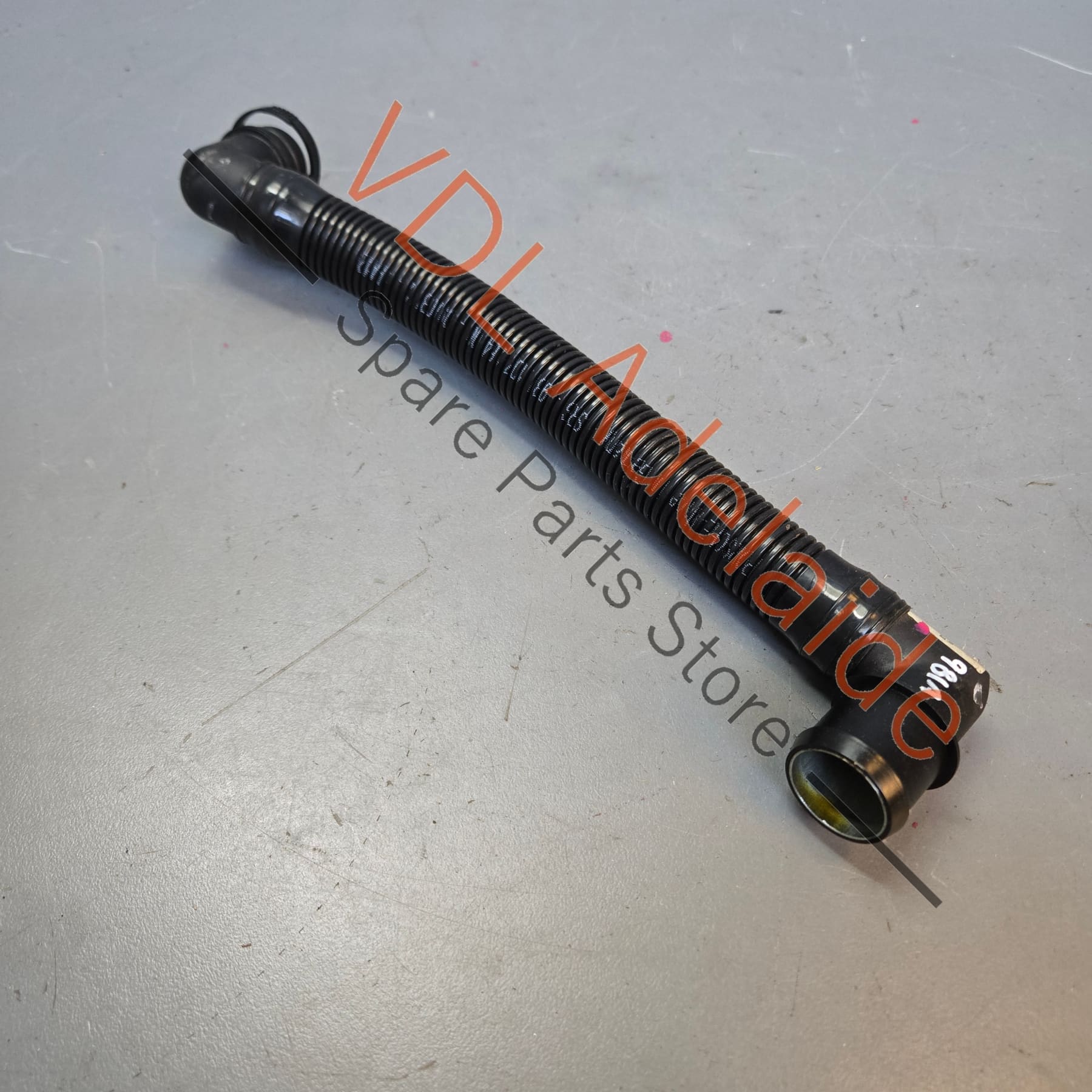 98110726400 98110726401   Porsche Cayman Boxster Engine Oil Filler Tube Pipe 98110726400 98110726401