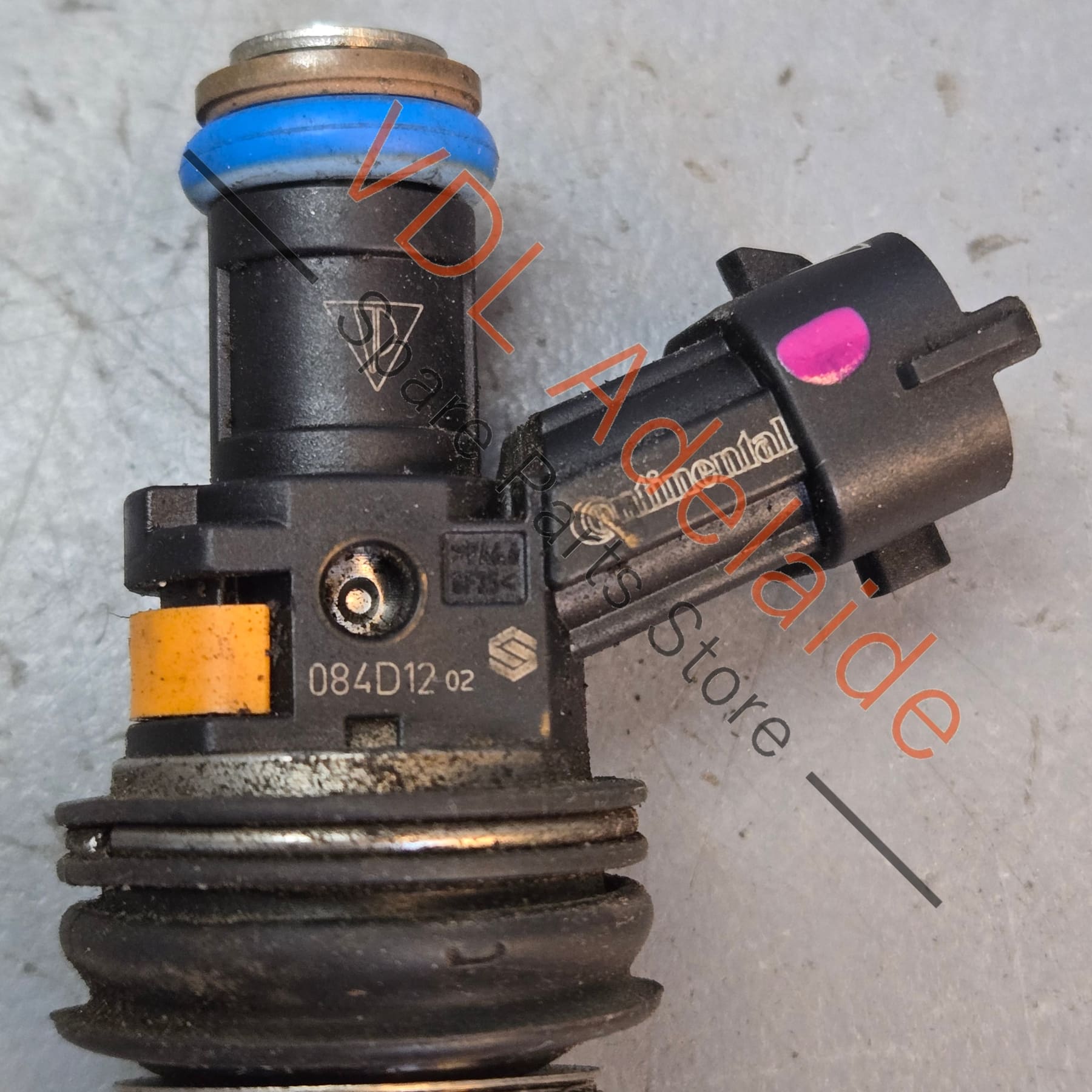 9A111012820 9A111012823   1x Porsche Boxster Cayman A122 2.7L Fuel Injector 9A111012820 9A111012823