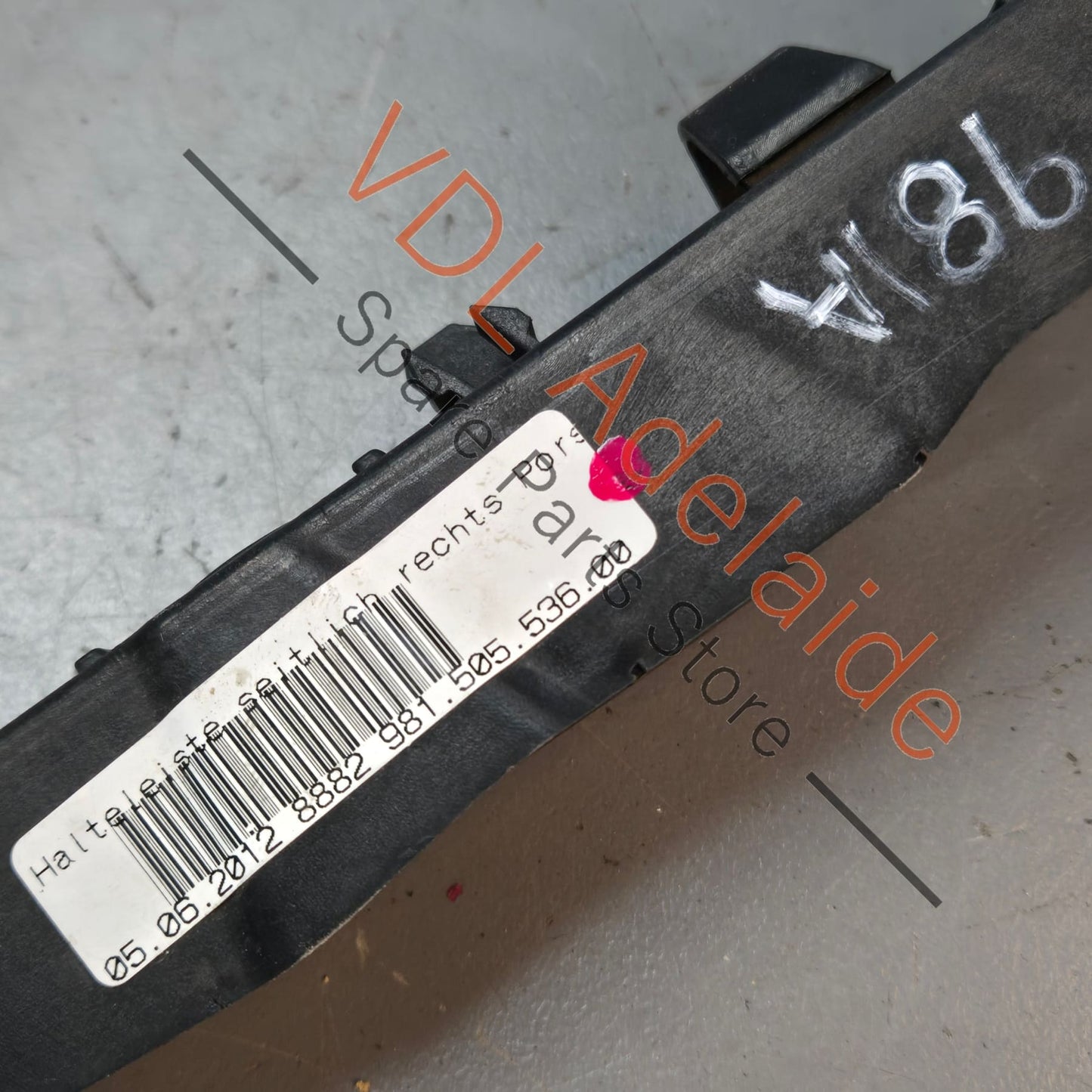 98150553600 Porsche Boxster Cayman Right Front Bumper Retaining Bracket 98150553600