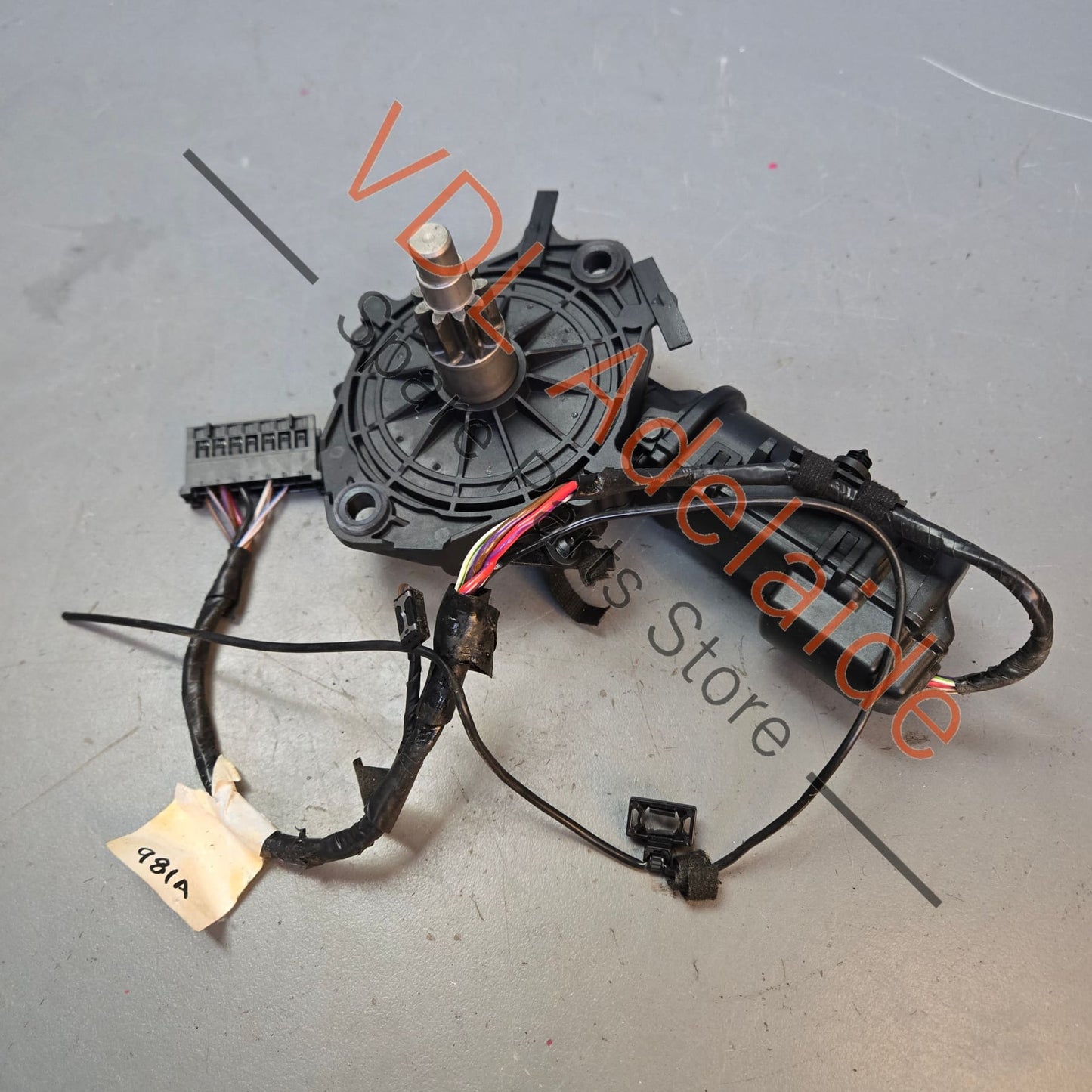98156192301 98156192501 Porsche Boxster 981 Left Convertible Roof Motor & Gearbox 98156192300 98156192501