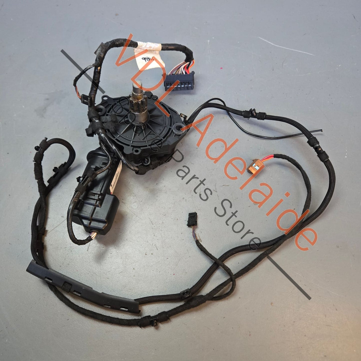 98156192401 98156192601 Porsche Boxster 981 Right Convertible Roof Motor & Gearbox 98156192400 98156192601