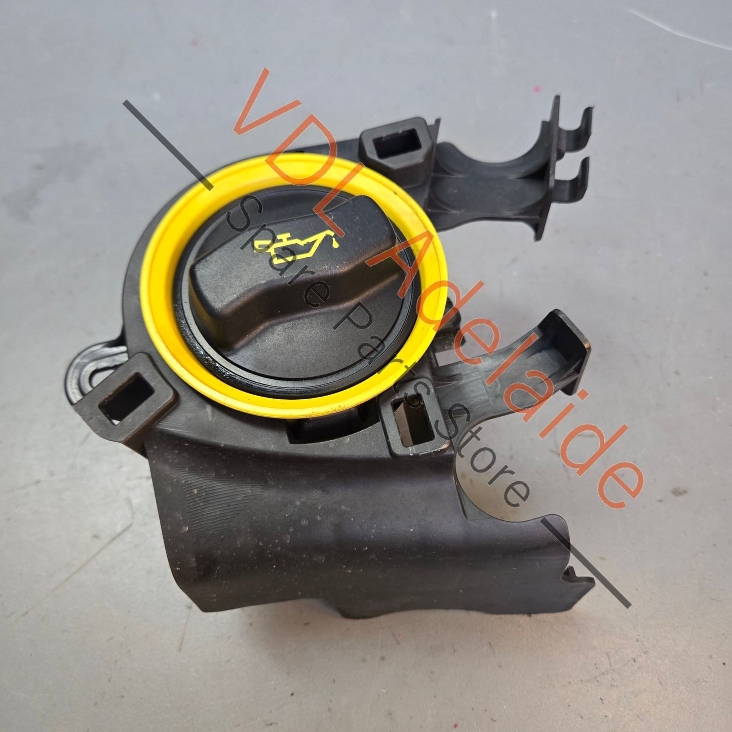 98155137802 98110716005   Porsche Boxster Cayman Engine Oil Filler Cap Tube Funnel & Trim 98110703508 98110716005