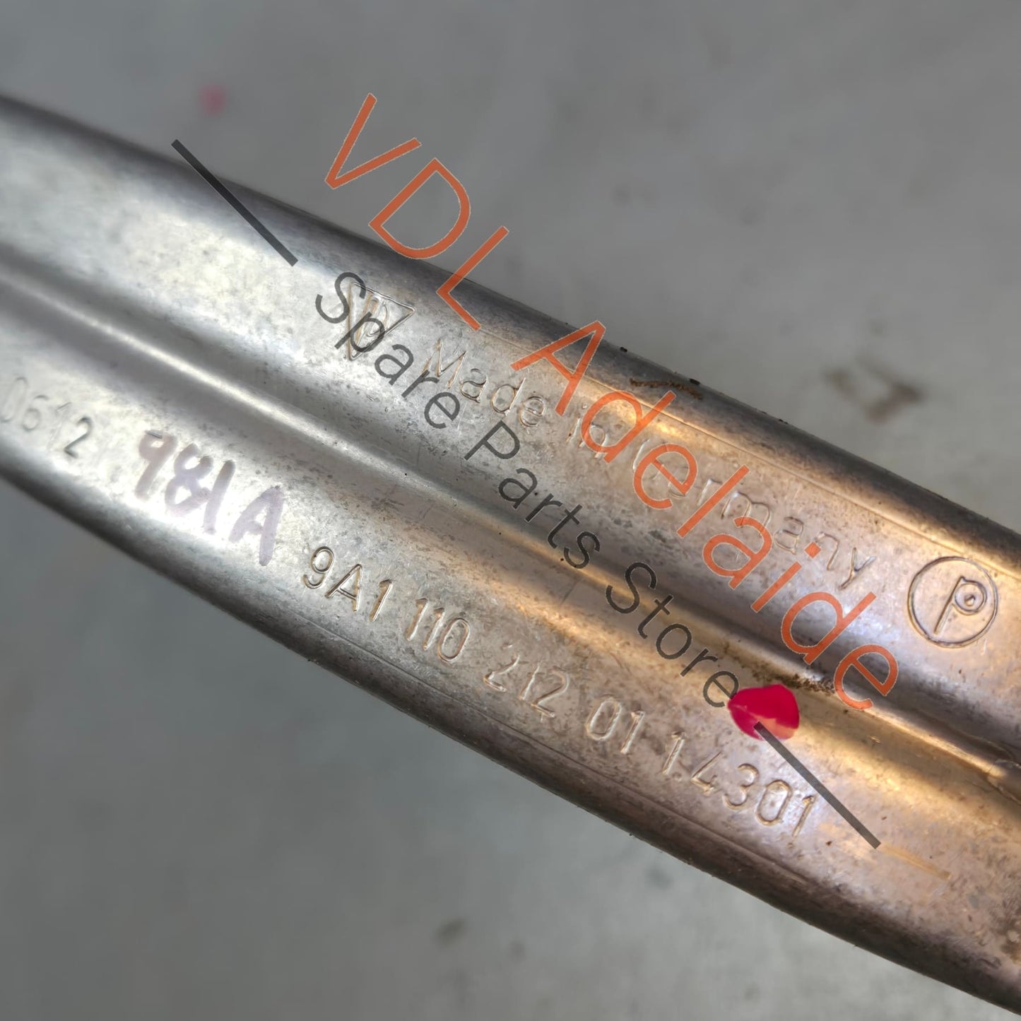 9A111021001 9A111021201 9A111021301  Porsche Intake Air Distributor Resonator Clamp for A122 2.7L 9A111021001 9A111021201 9A111021301