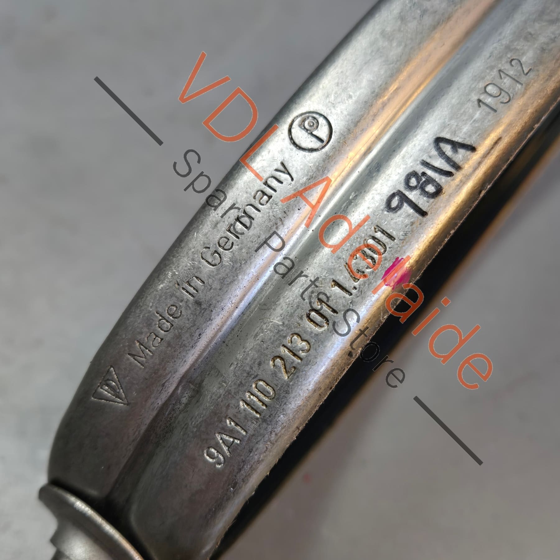 9A111021001 9A111021201 9A111021301  Porsche Intake Air Distributor Resonator Clamp for A122 2.7L 9A111021001 9A111021201 9A111021301