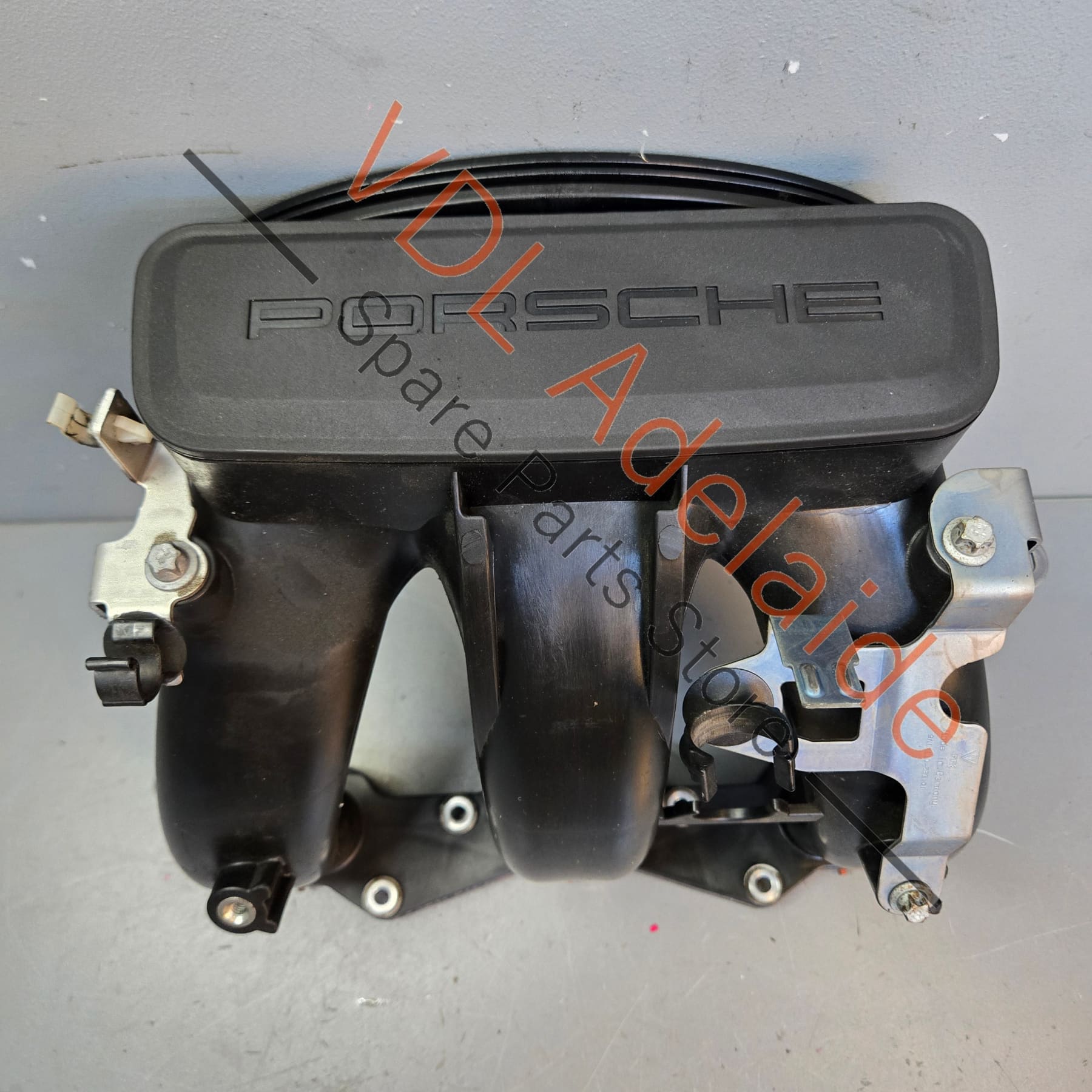 9A111011530    Porsche Cayman Boxster Plastic Intake Manifold 9A111011530