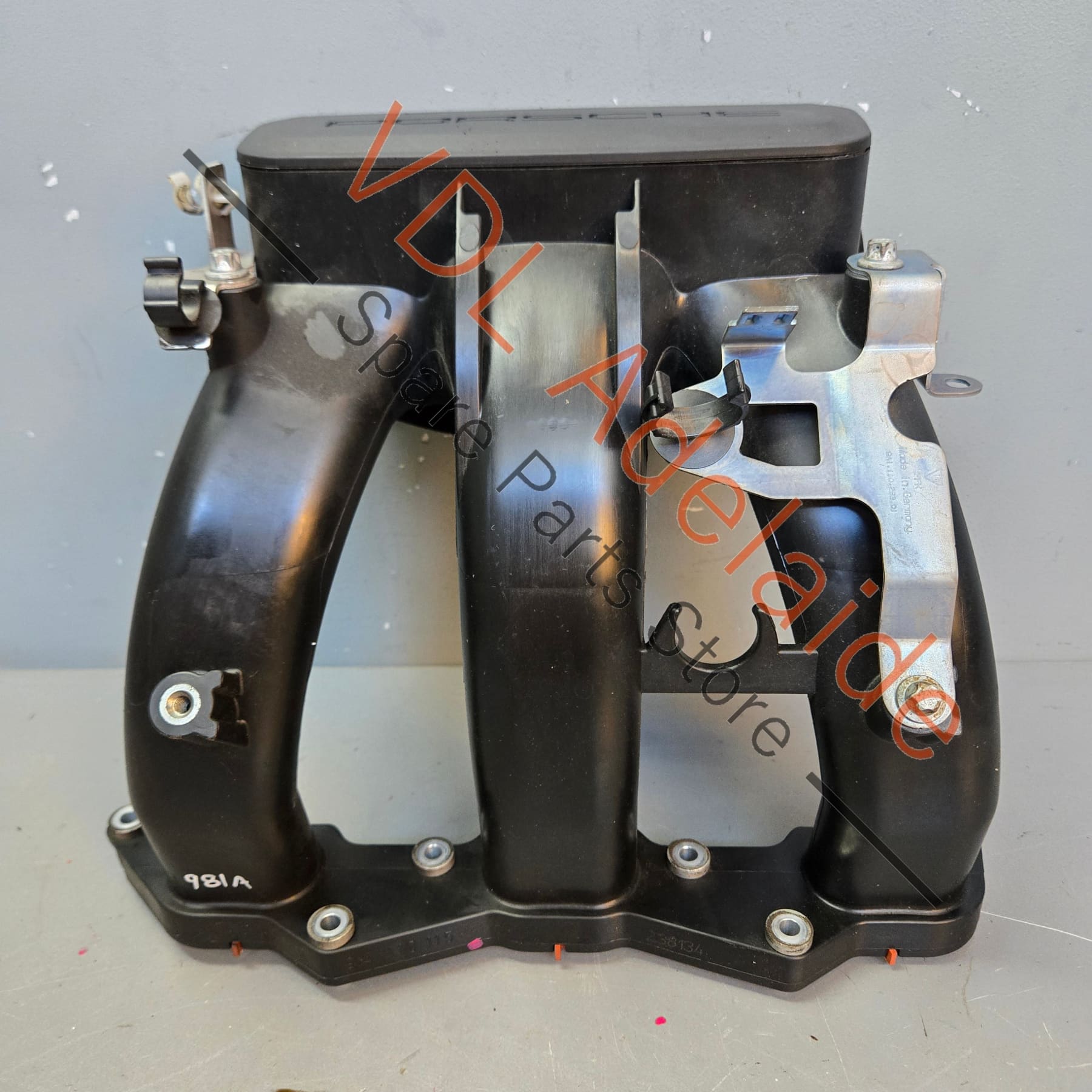 9A111011530    Porsche Cayman Boxster Plastic Intake Manifold 9A111011530