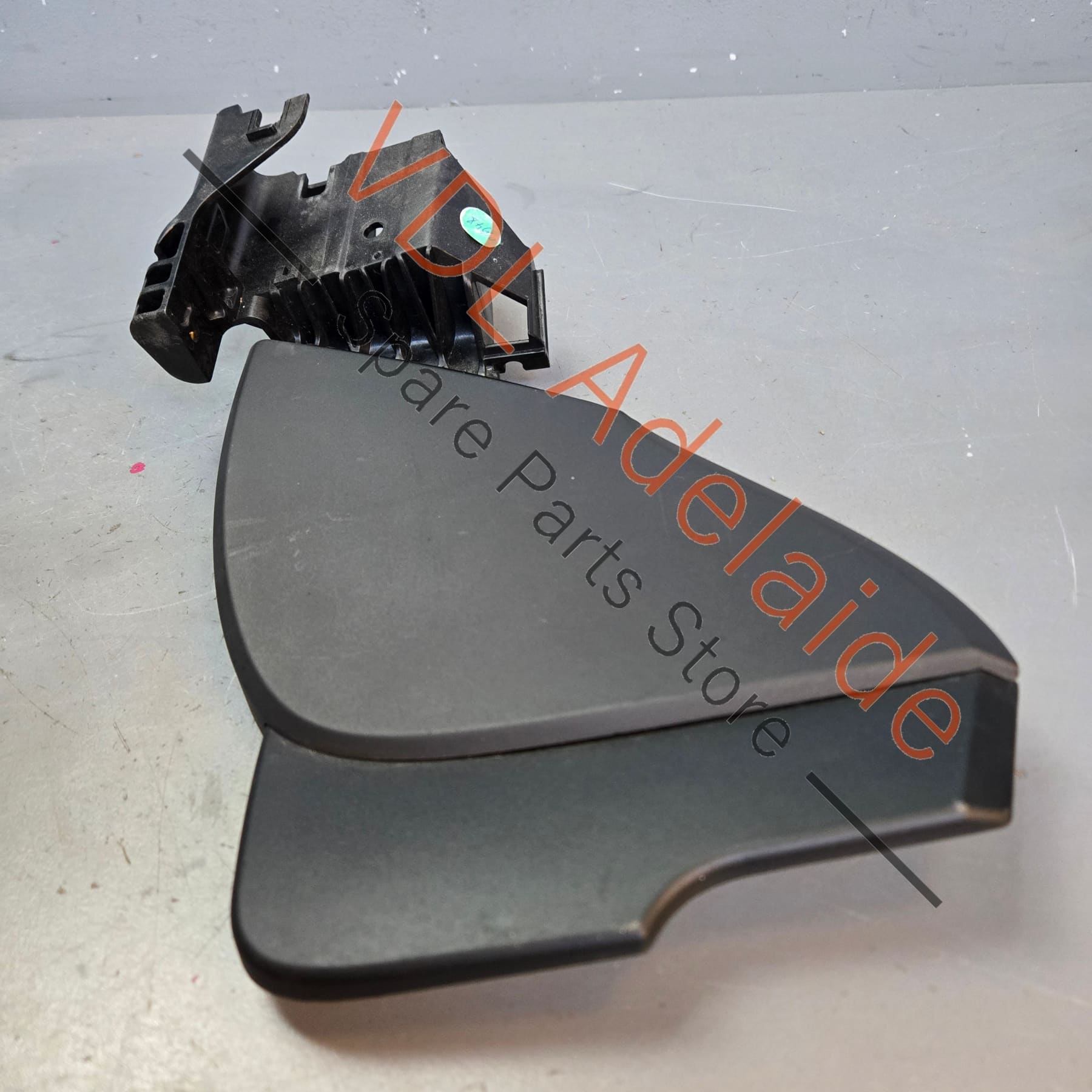 98156117608    Porsche Boxster 981 Convertible Roof Cover Flap RHS 98156117608 1E0