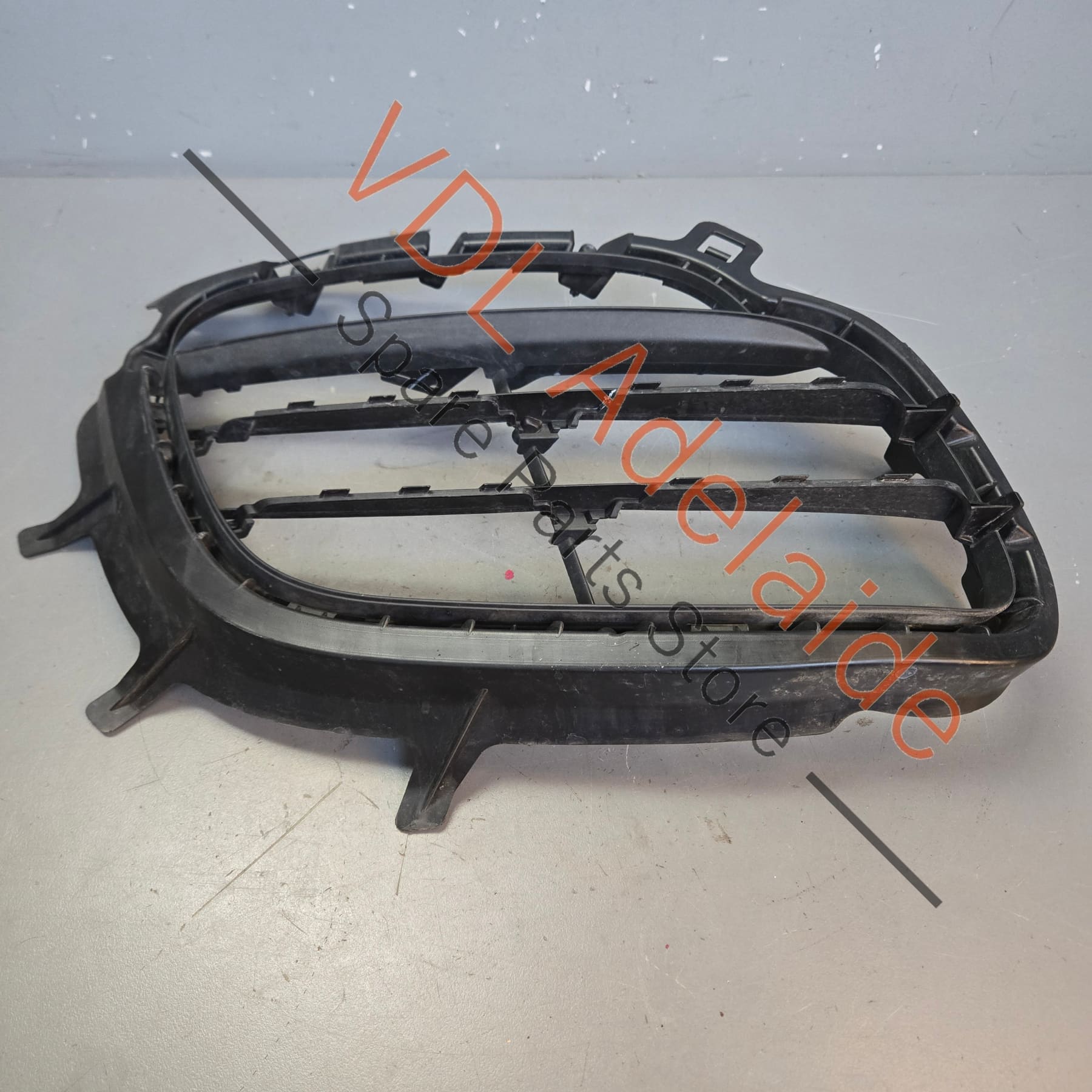 98150556400    Porsche Boxster Cayman Front Right Bumper Grille Vent 98150556400