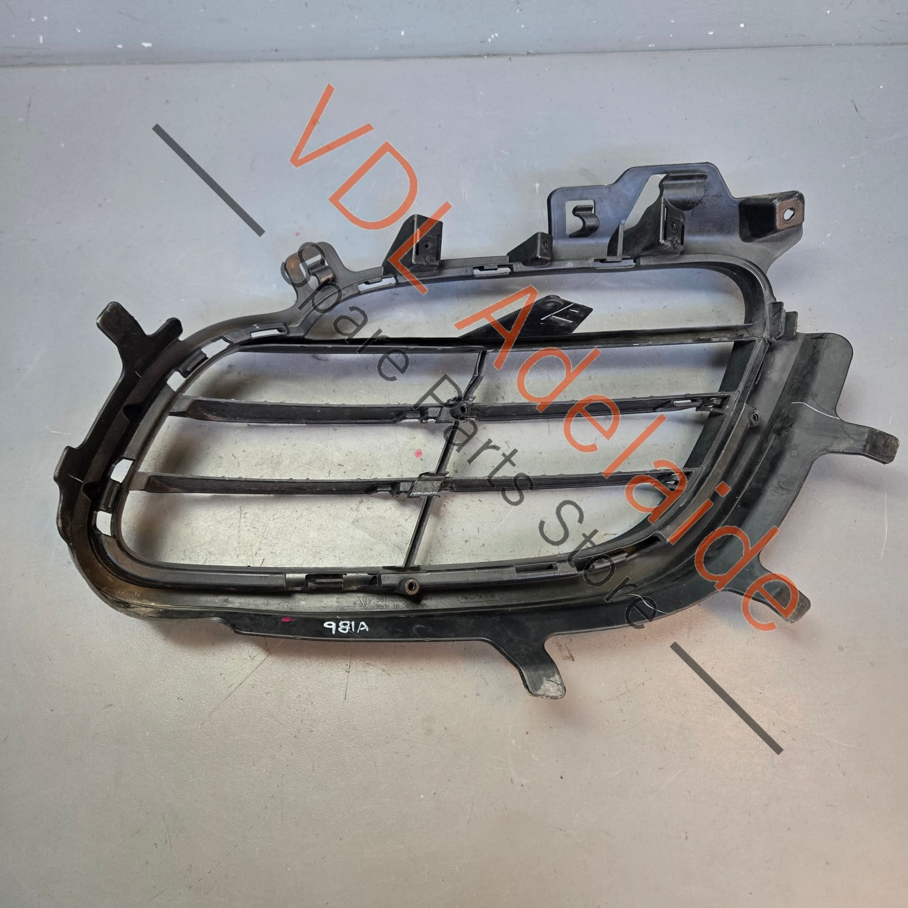 98150556400    Porsche Boxster Cayman Front Right Bumper Grille Vent 98150556400