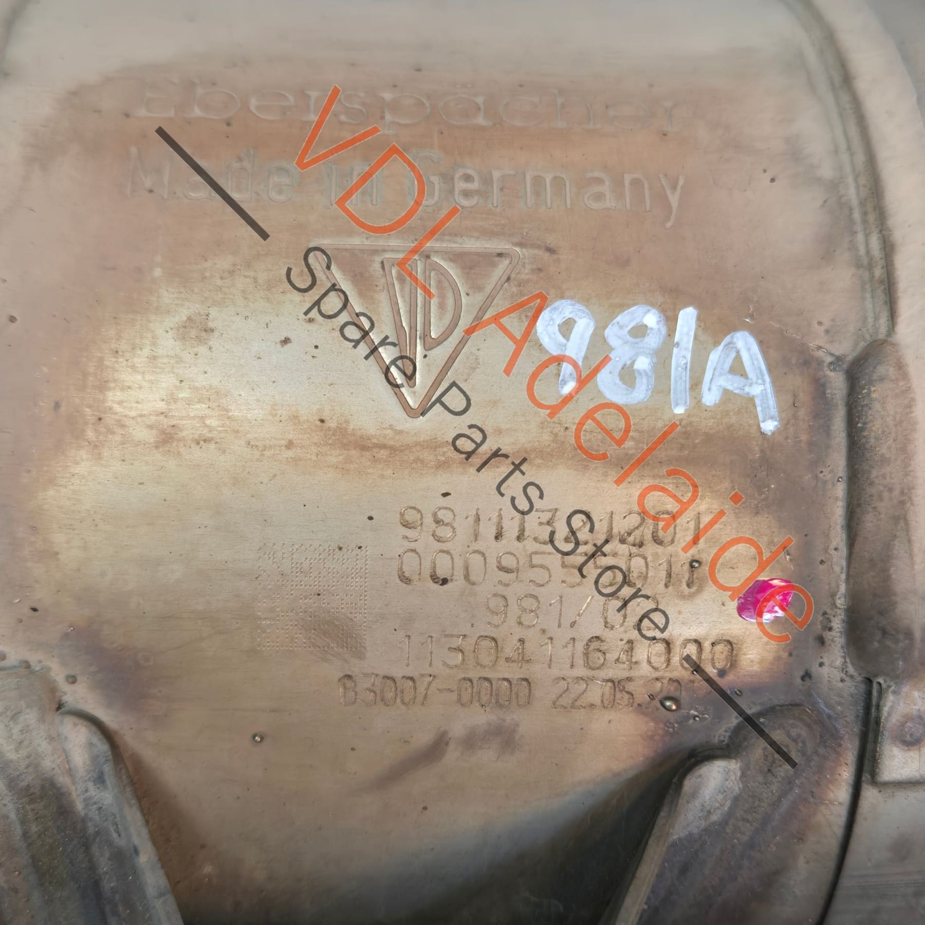 98111321205 981113212EX   Porsche Boxster Cayman 2.7L Right Exhaust Manifold w Catalytic Converter 98111321205 981113212EX