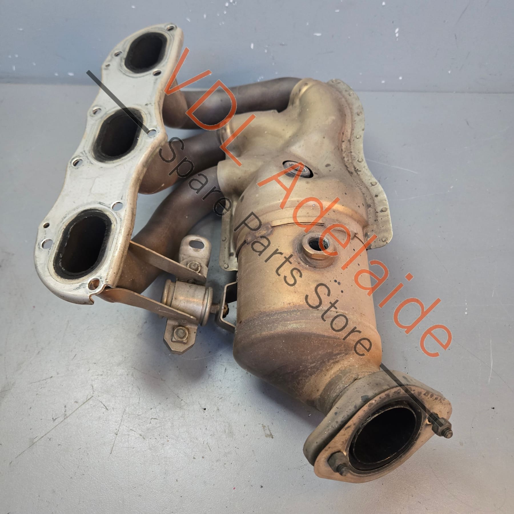 98111321205 981113212EX   Porsche Boxster Cayman 2.7L Right Exhaust Manifold w Catalytic Converter 98111321205 981113212EX