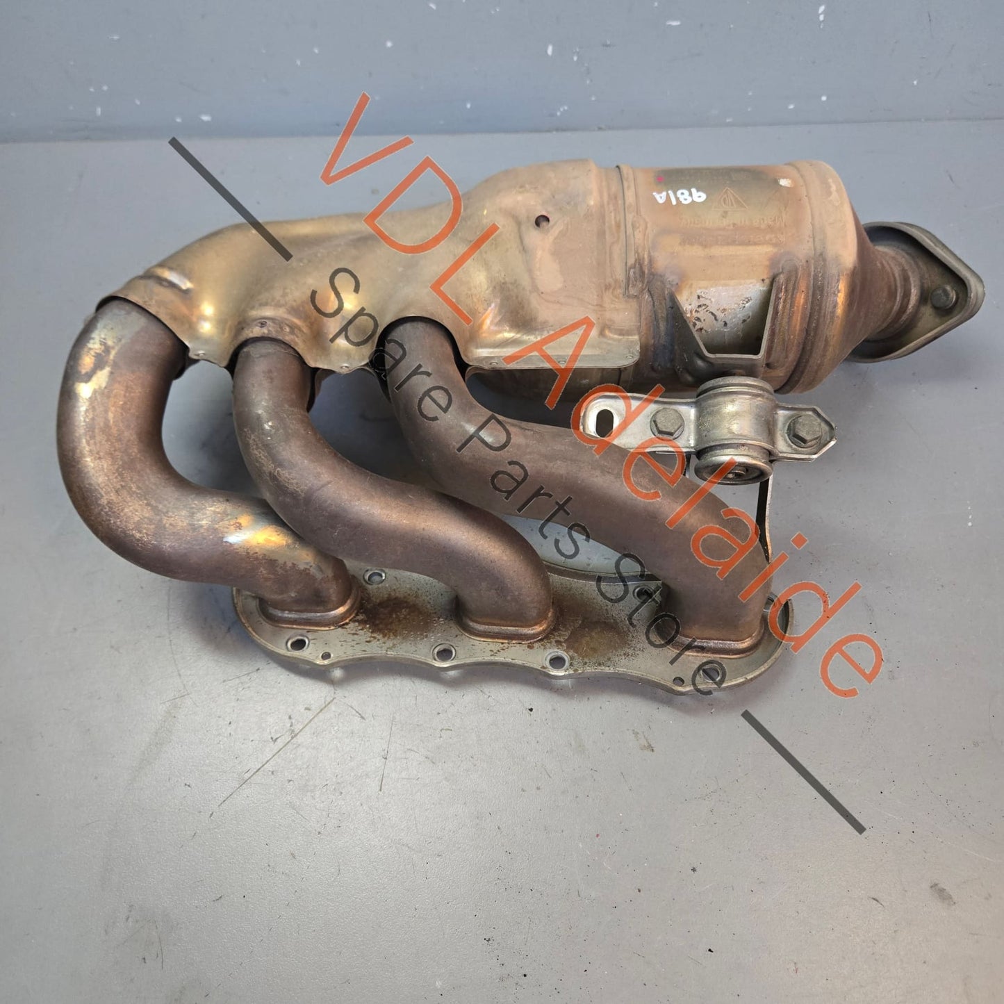 98111321105 981113211EX Porsche Boxster Cayman 2.7L Left Exhaust Manifold w Catalytic Converter 98111321105 981113211EX