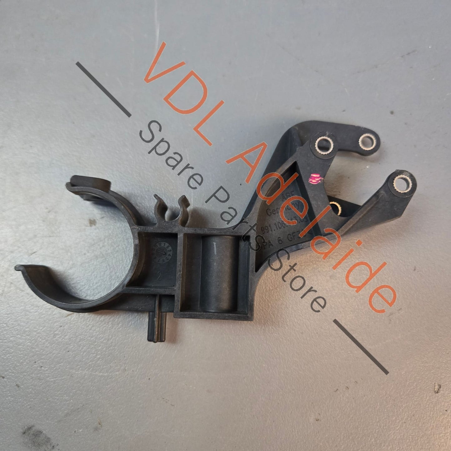 99110641303 Porsche 911 Cayman Boxster Bracket for Coolant Pipe Front Tub 99110641303